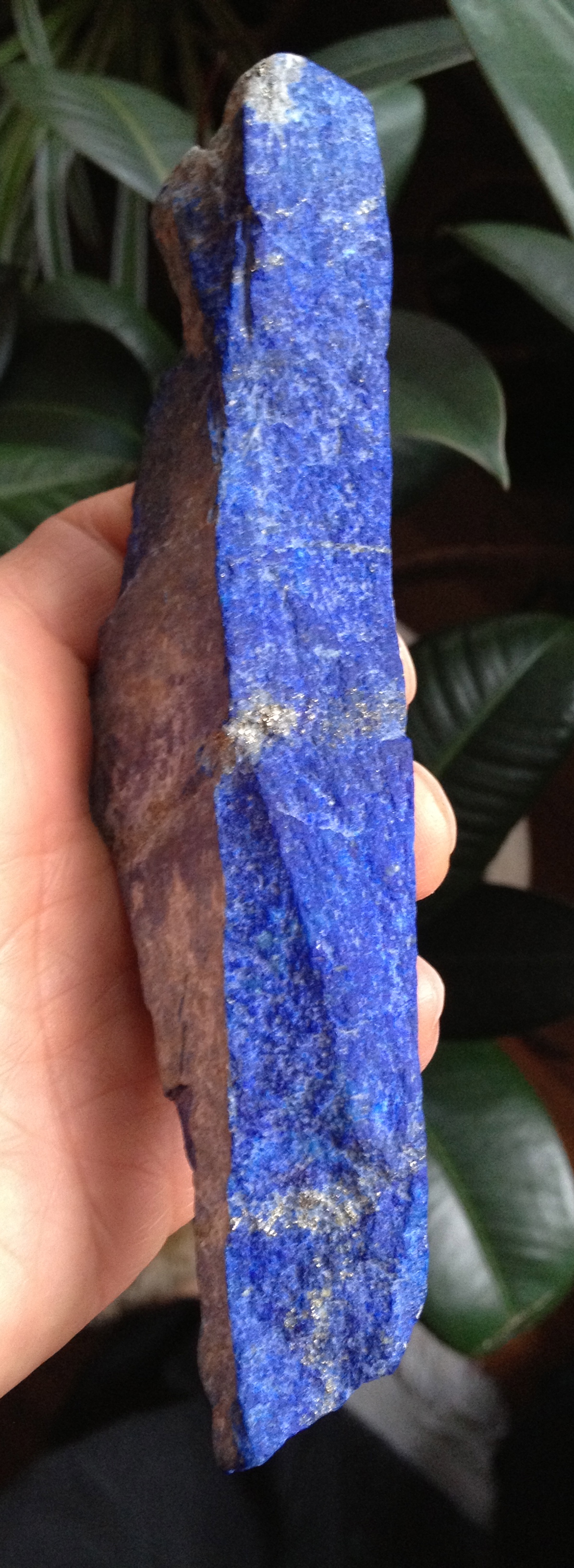 'midnight grade' sliver of Lapis