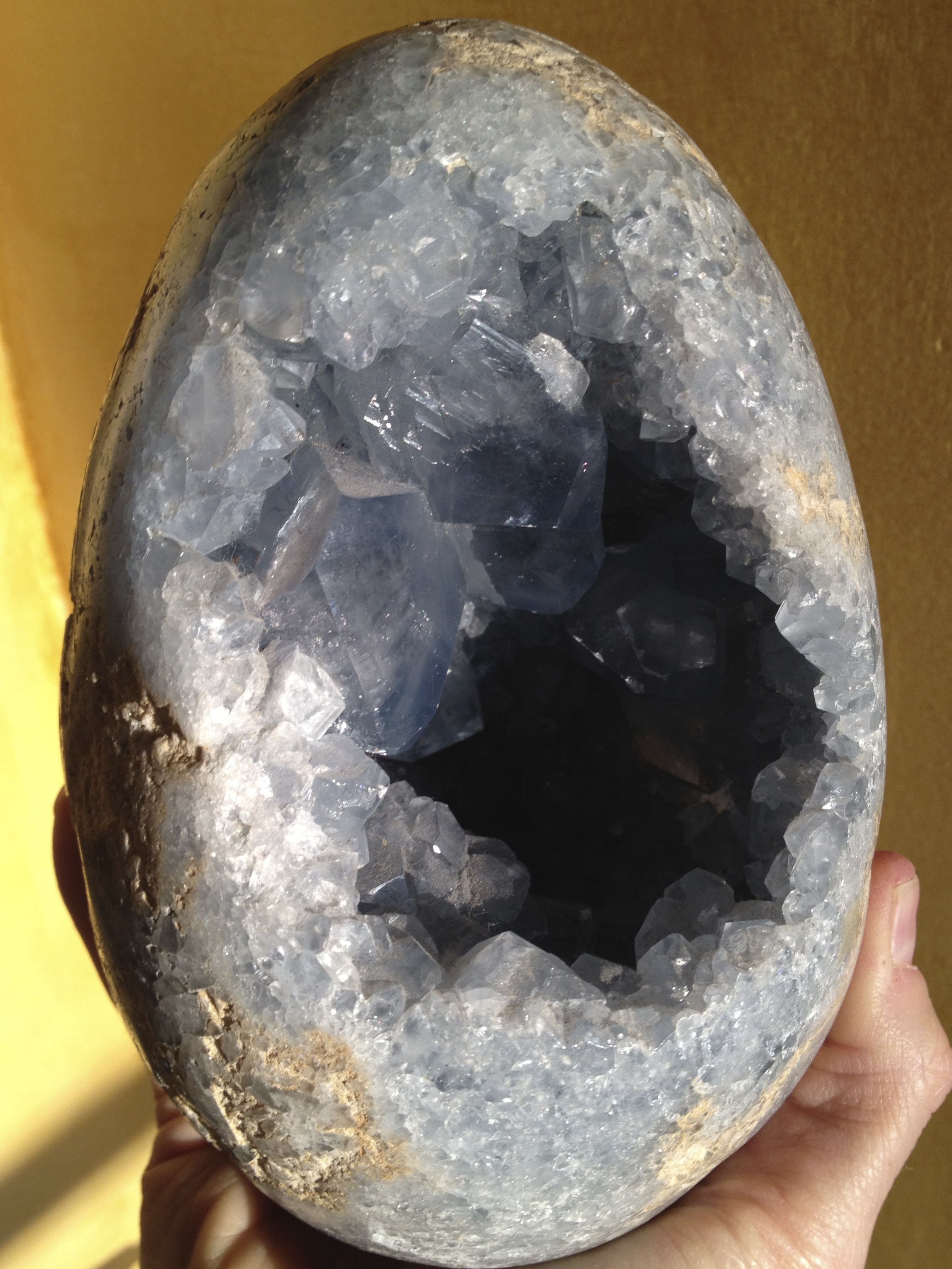 Celestite egg