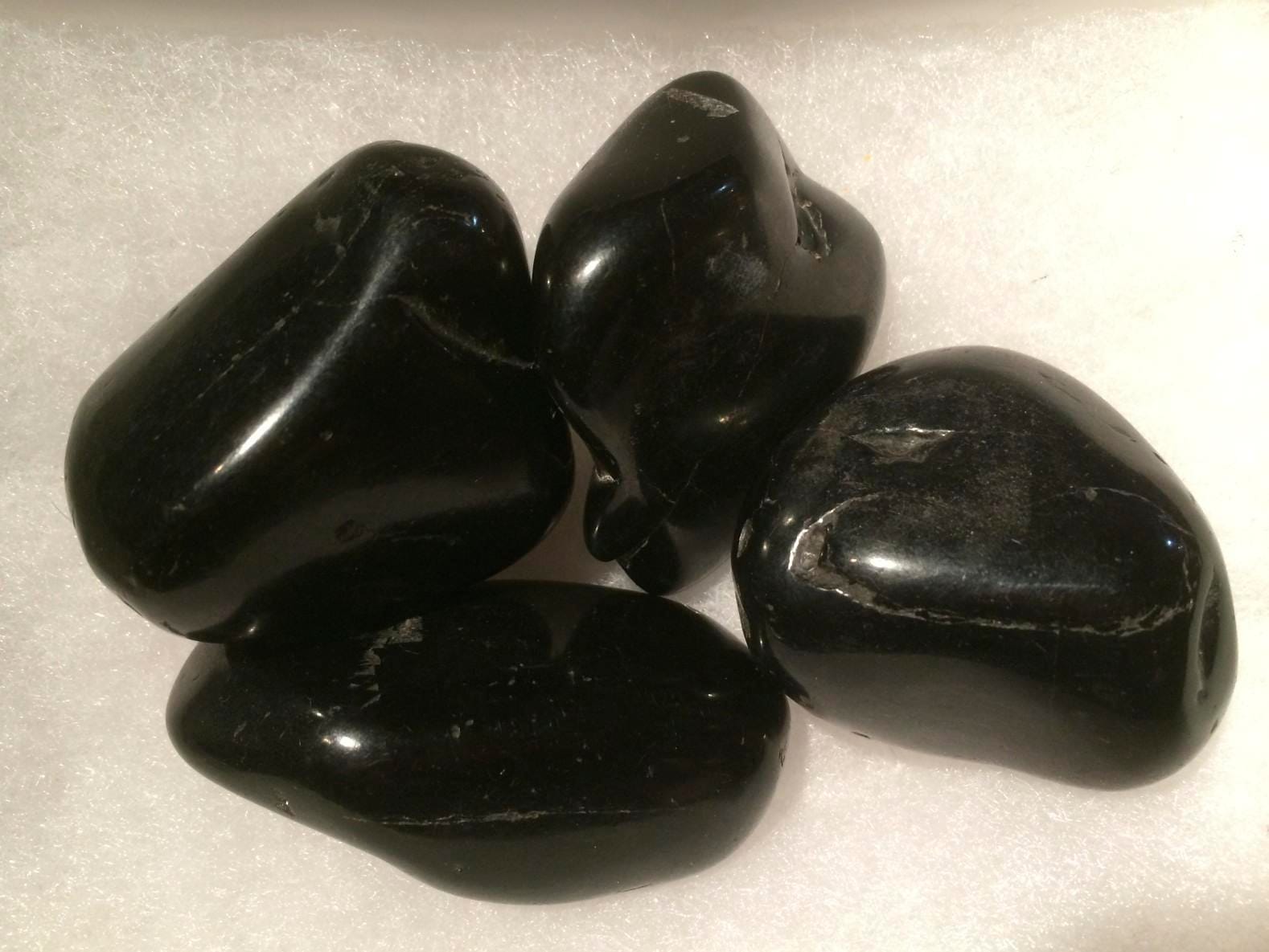 4 Jets - the Openness Stone - combines cleansing with spacious opportunity.