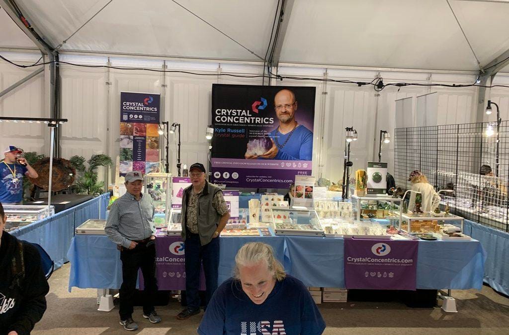 Tucson Gem Show – Crystal Heaven (behind the scenes)