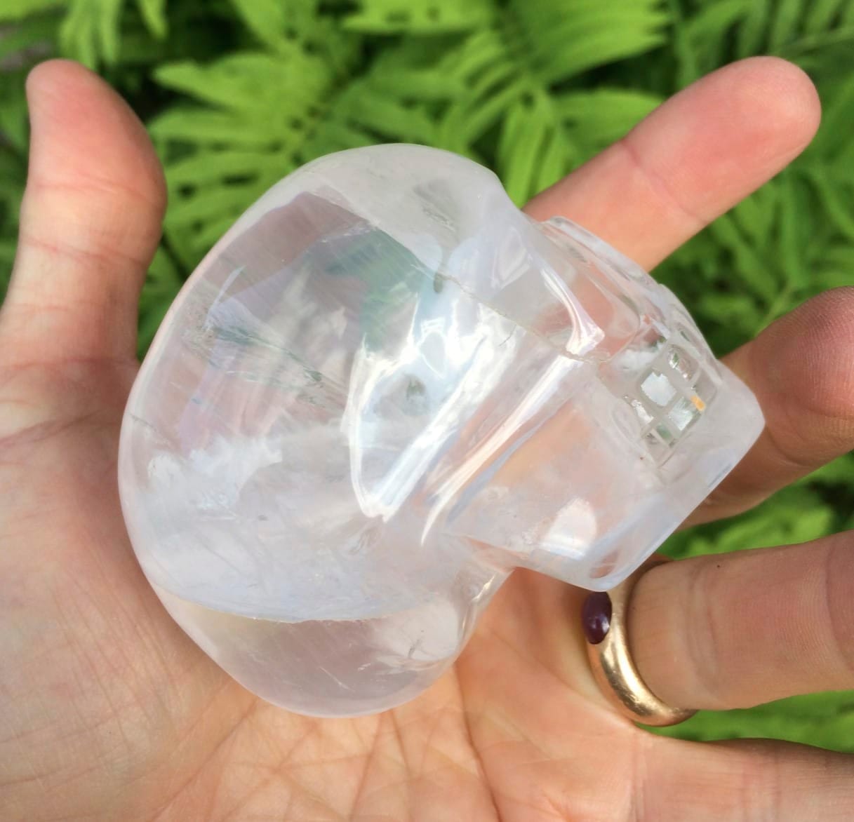 Quartz (carving) milky crystal skull, healing crystal - Image 2