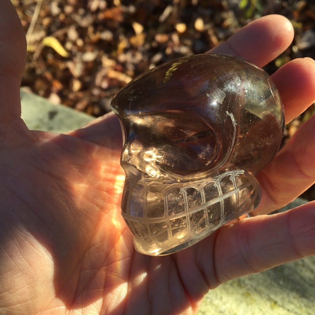 Smoky Quartz (carving) 'goggle eyes' crystal skull, healing crystal - Image 2