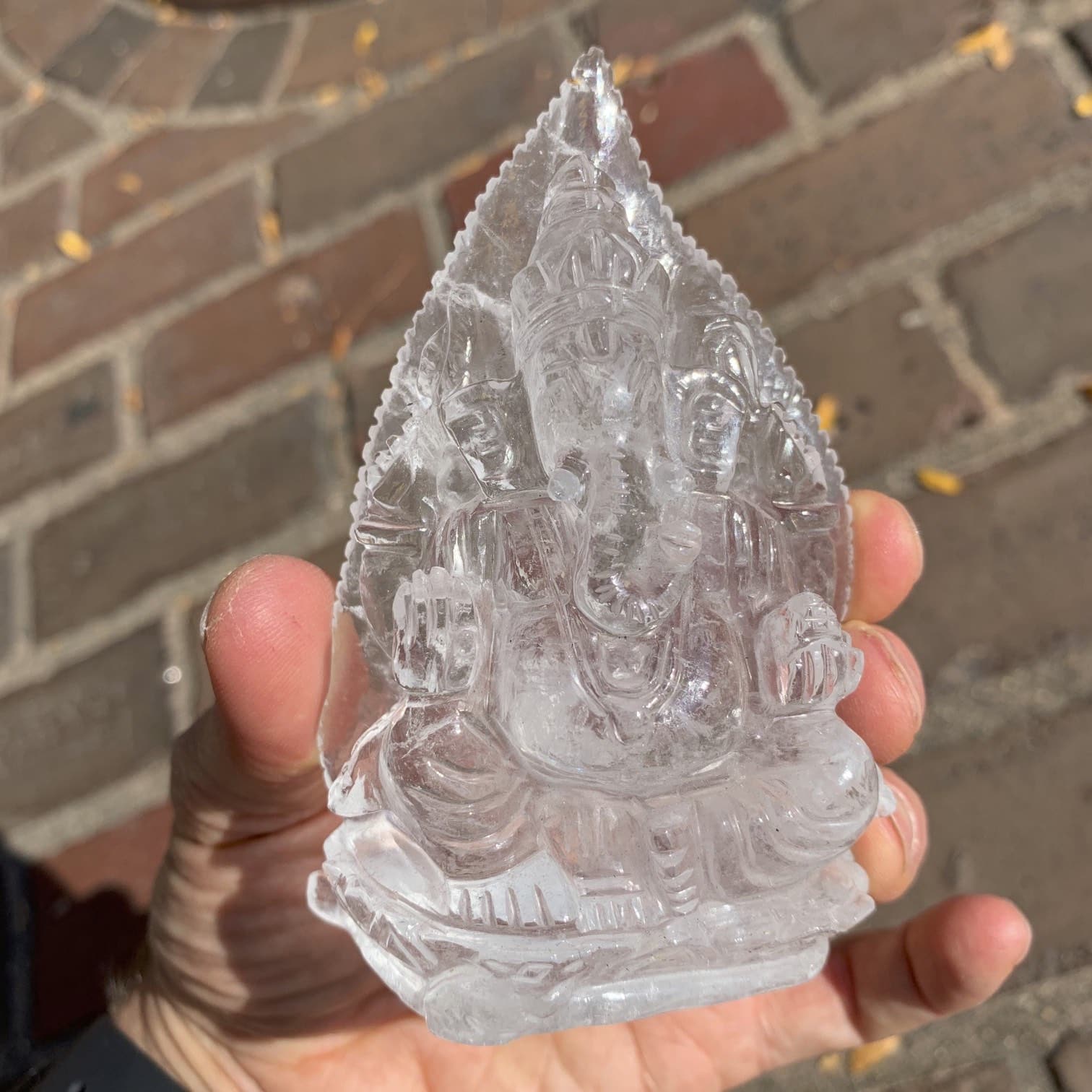 Quartz (carving) Ganesh with 'leaf back' (257gr) healing crystal