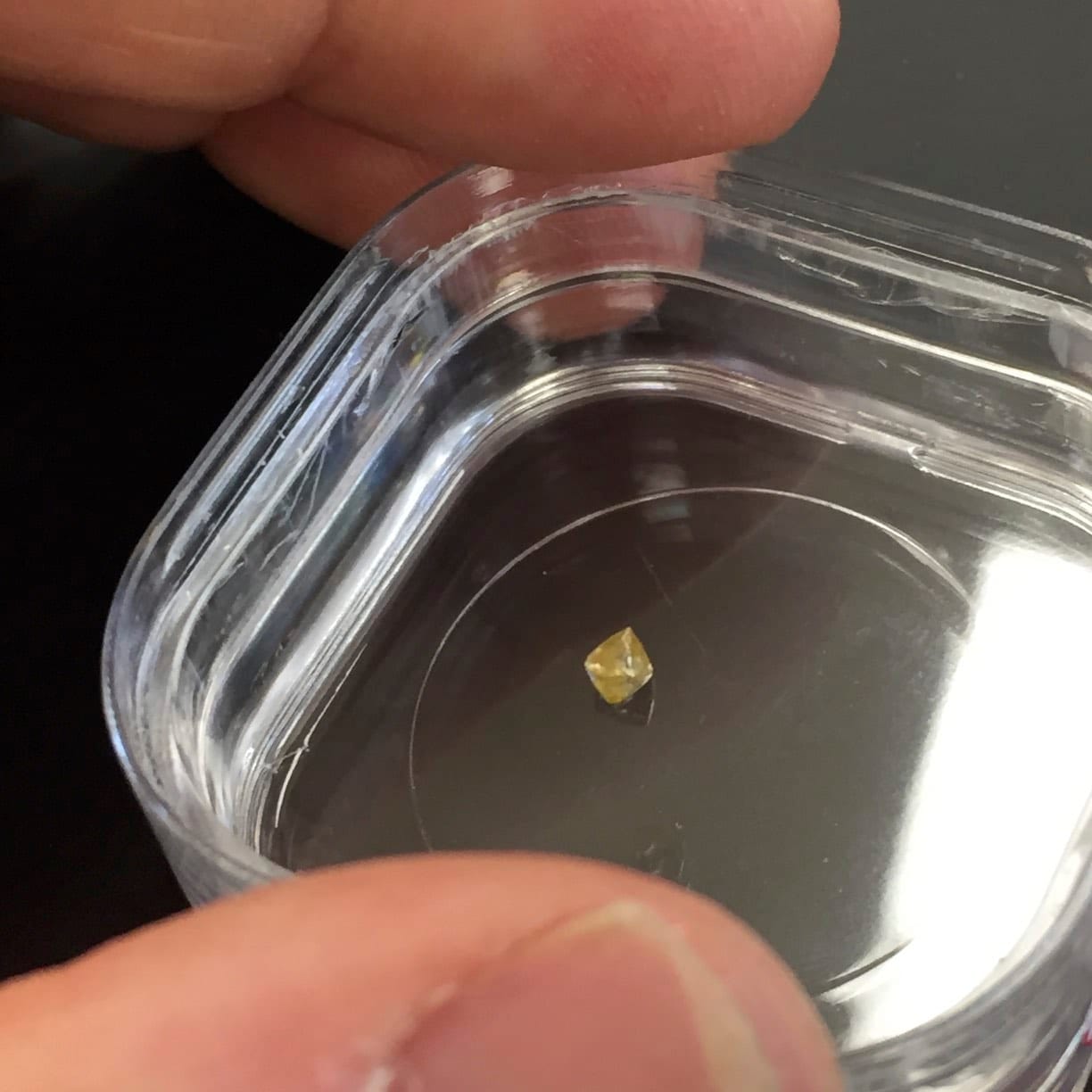 Diamond rough (.115ct) octahedral Crystal 'little yellow' healing crystal - Image 4