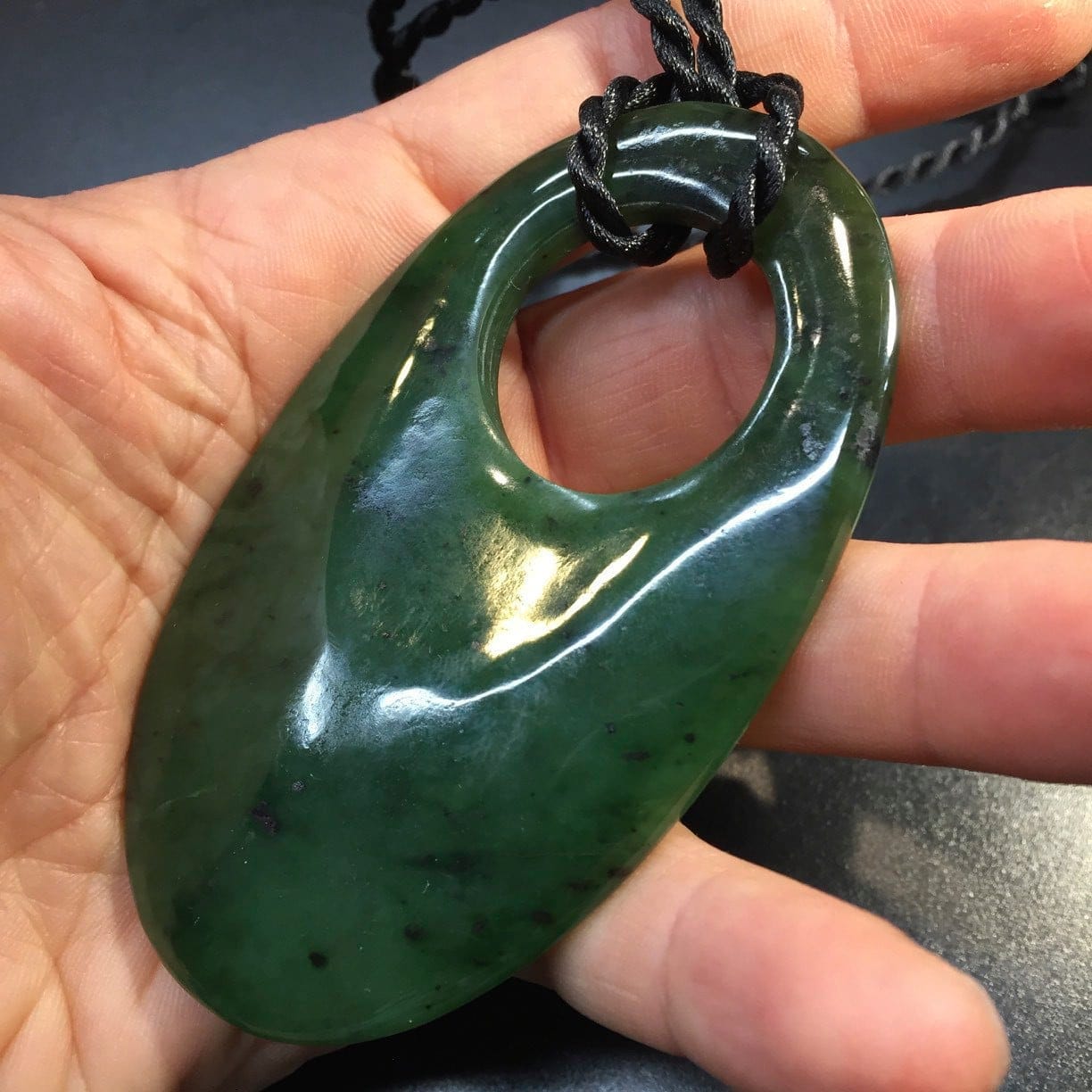 Jade (Nephrite) pendant for necklace 'oval portal' healing crystal - Image 2