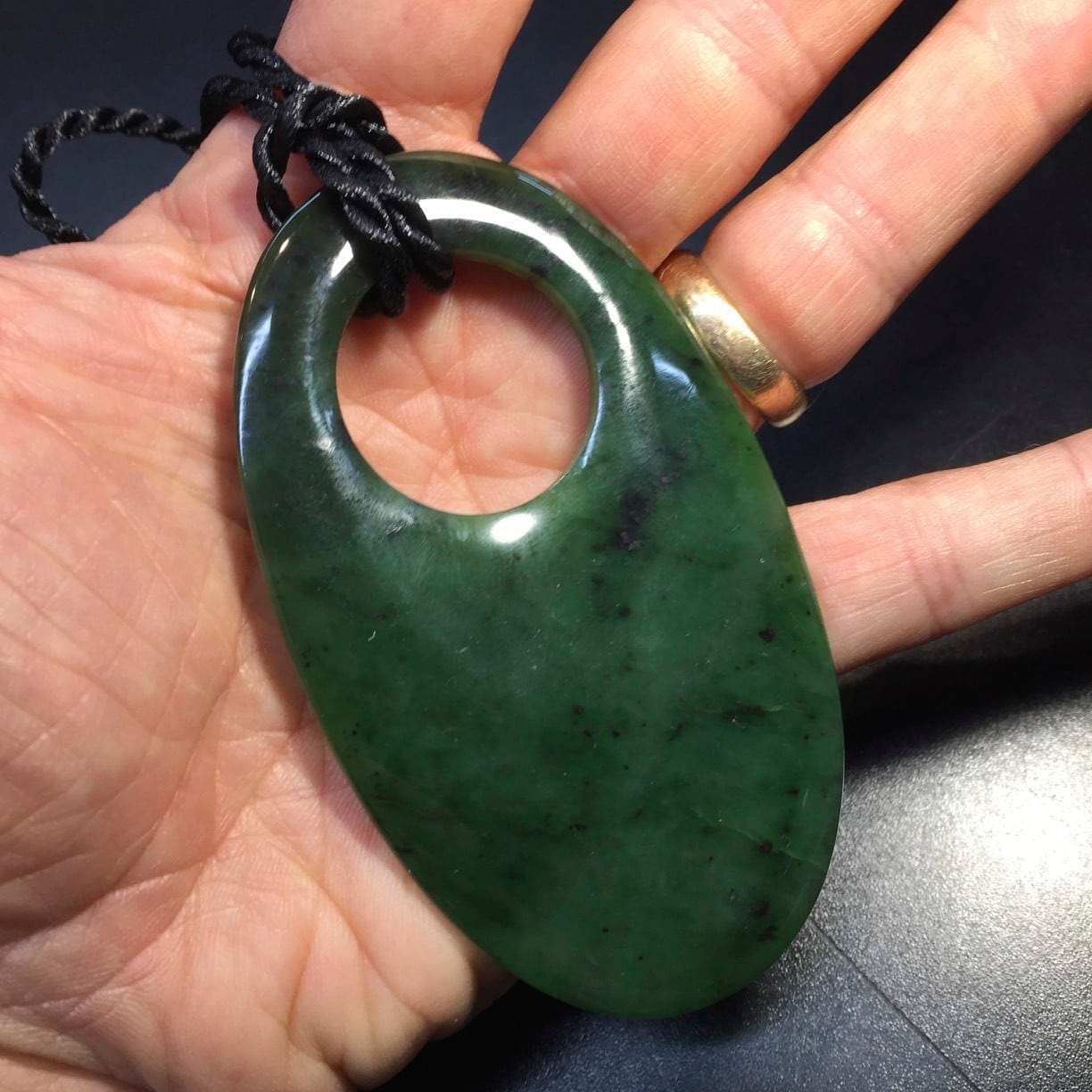 Jade (Nephrite) pendant for necklace 'oval portal' healing crystal - Image 3