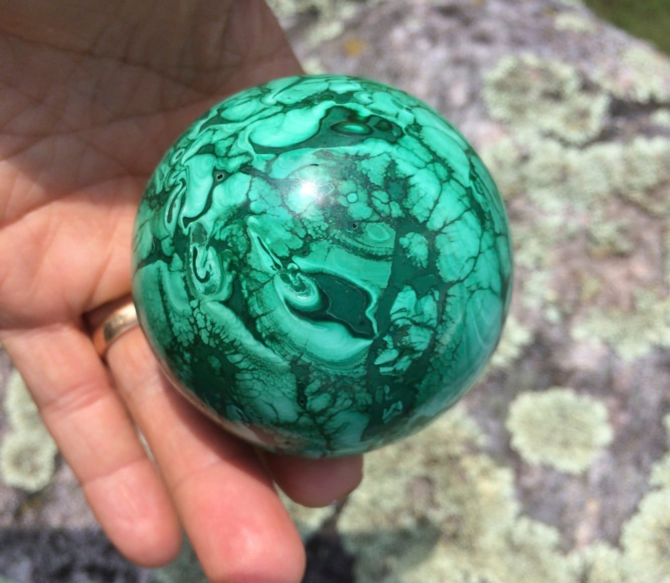 Malachite sphere (unusual, abstract patterning) healing crystal - Image 2