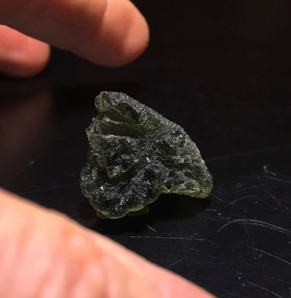 Moldavite (rough) 'floating pyramid' (6.5gr) healing crystal - Image 4