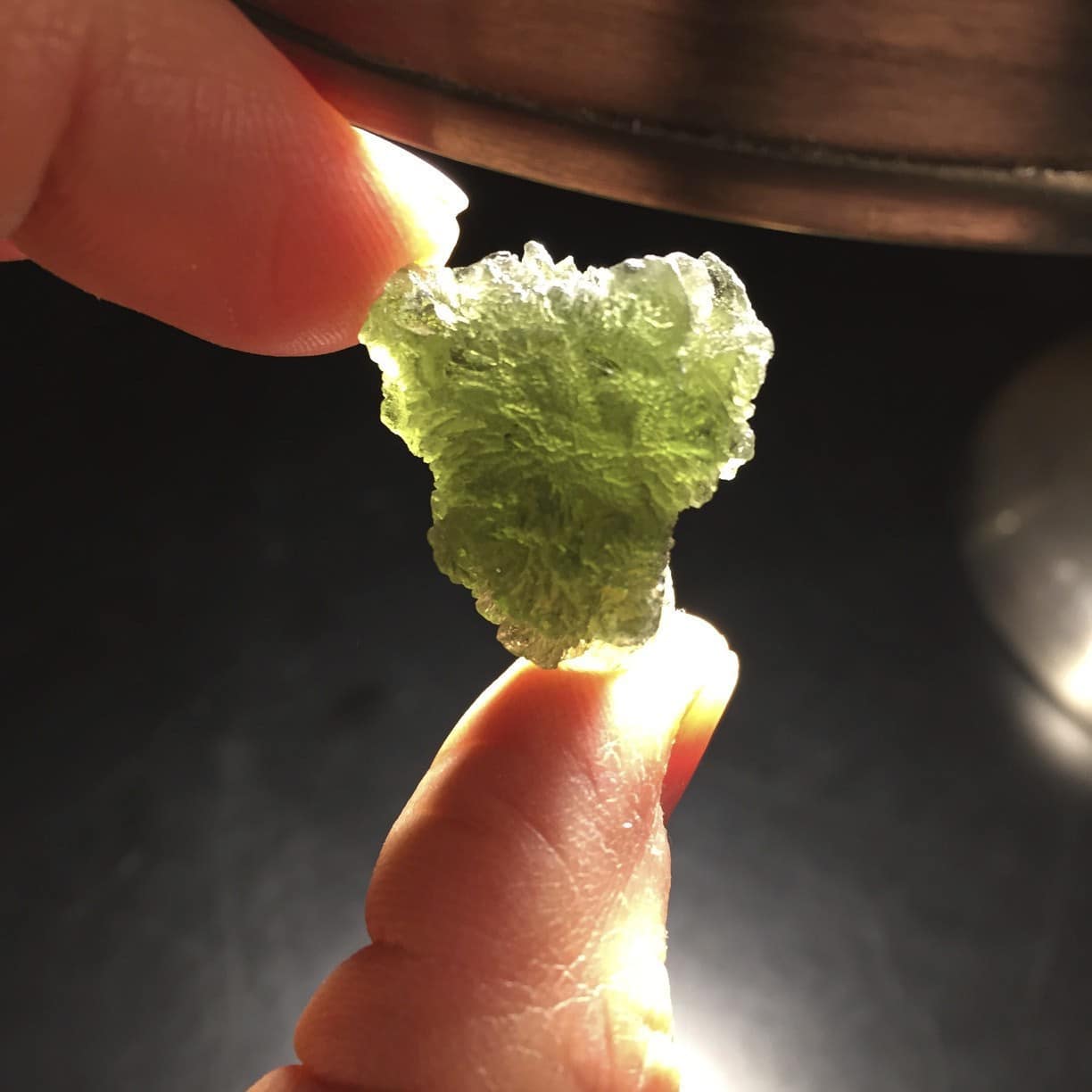 Moldavite (rough) 'floating pyramid' (6.5gr) healing crystal