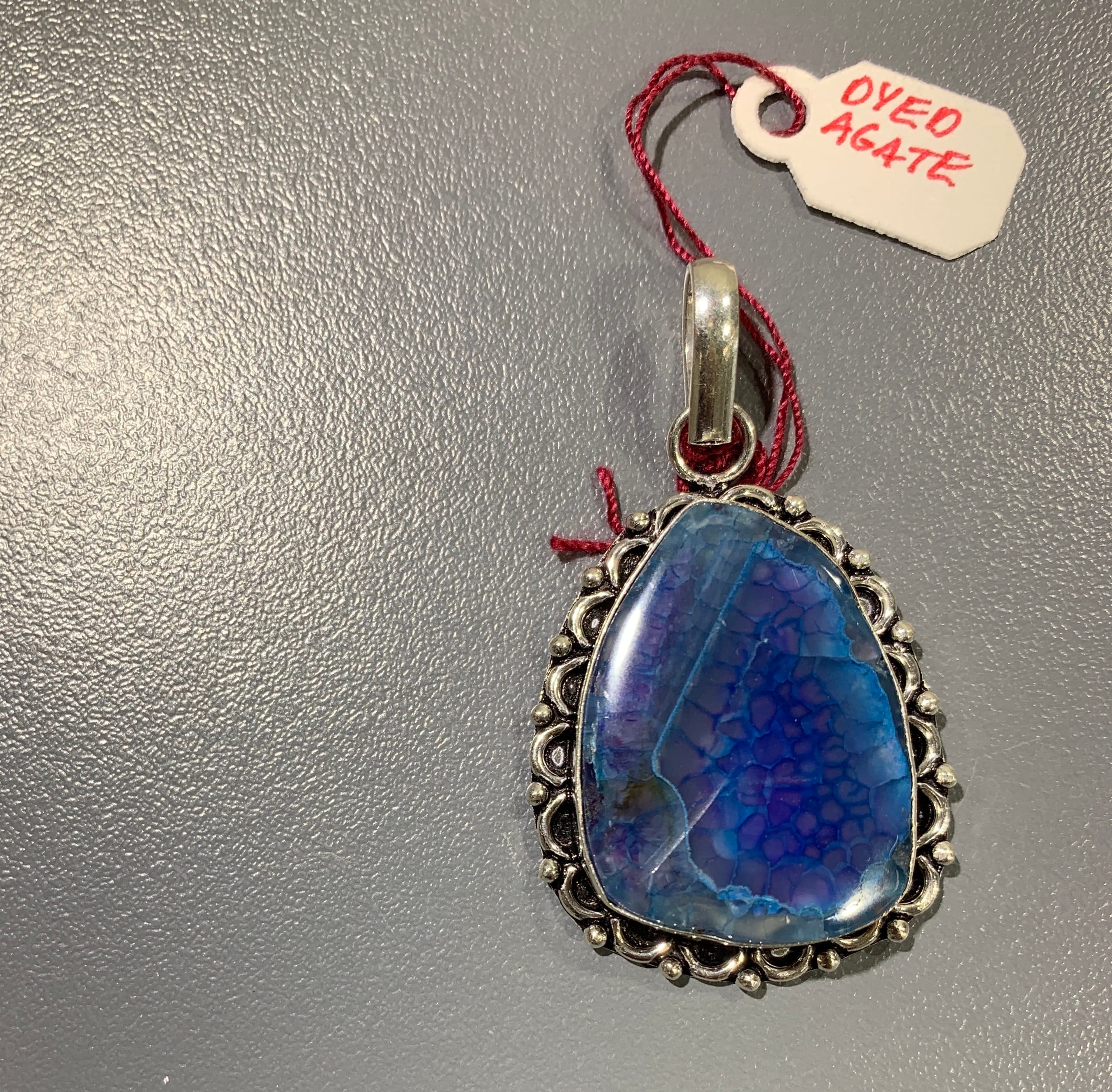 Agate ('Cobalt' dyed) pendant for necklace medallion healing crystal
