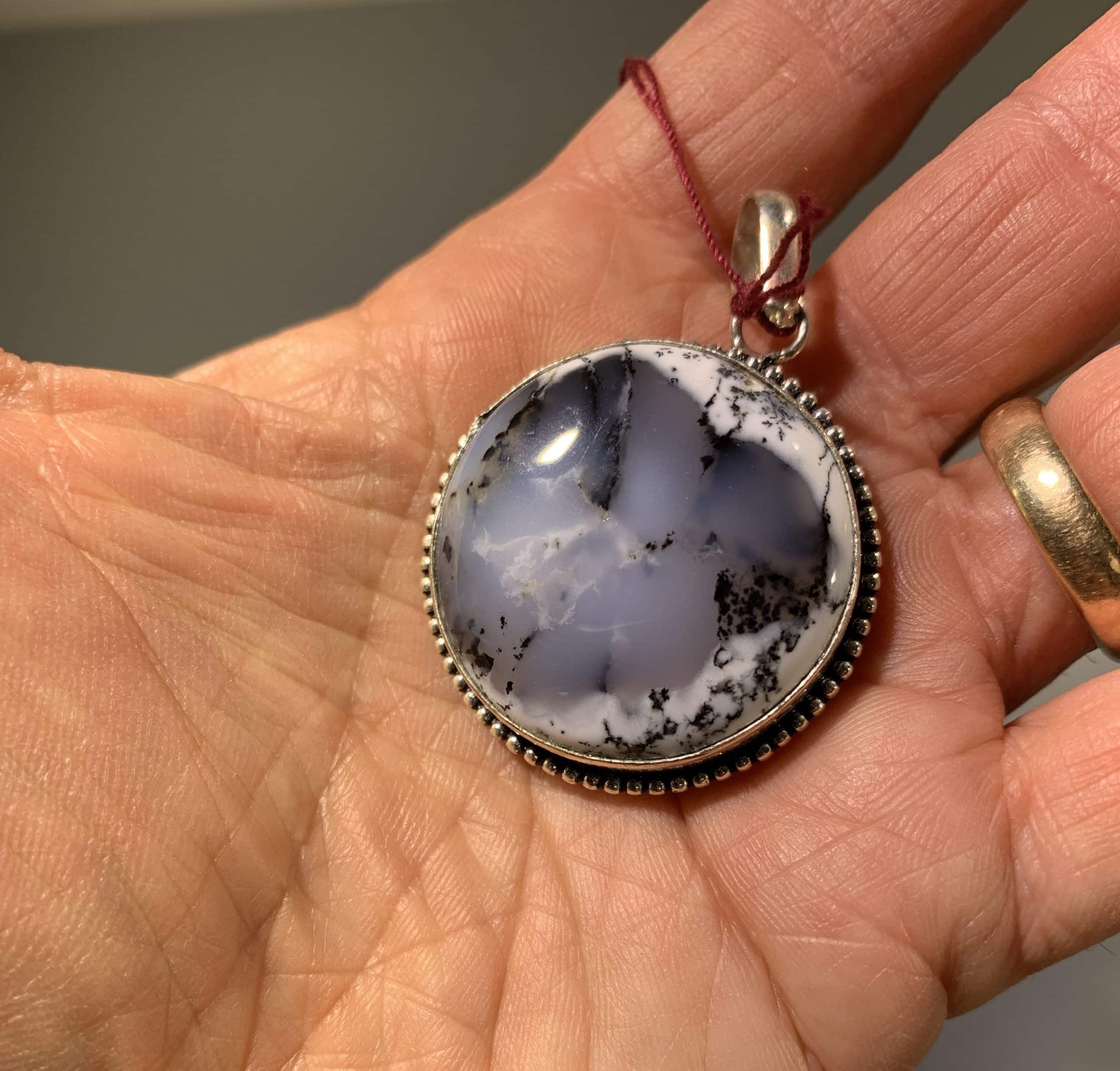 Dendritic Chalcedony Opal Agate pendant healing crystal - Image 2