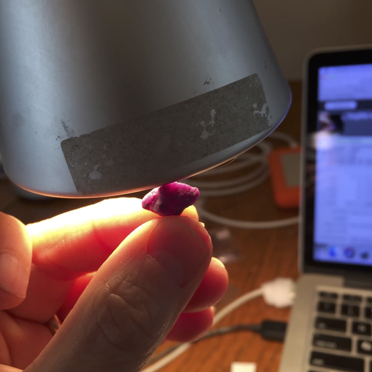 Sugilite (small rough) gel (3.34ct) 'standing diamond' healing crystal