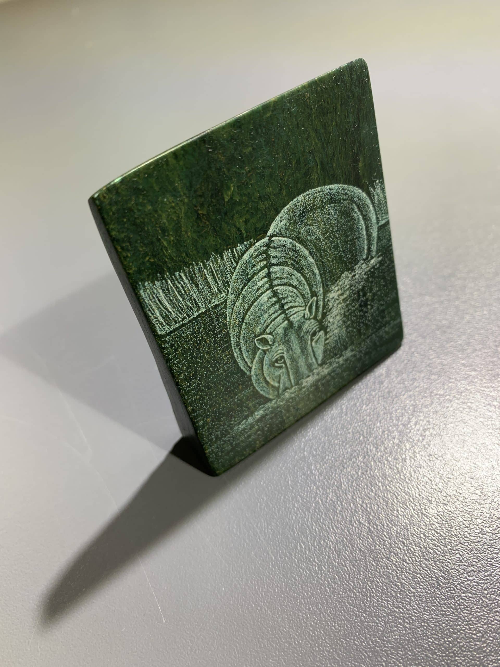 Verdite (carving) vintage hippo in water, Southern Africa, healing crystal - Image 2