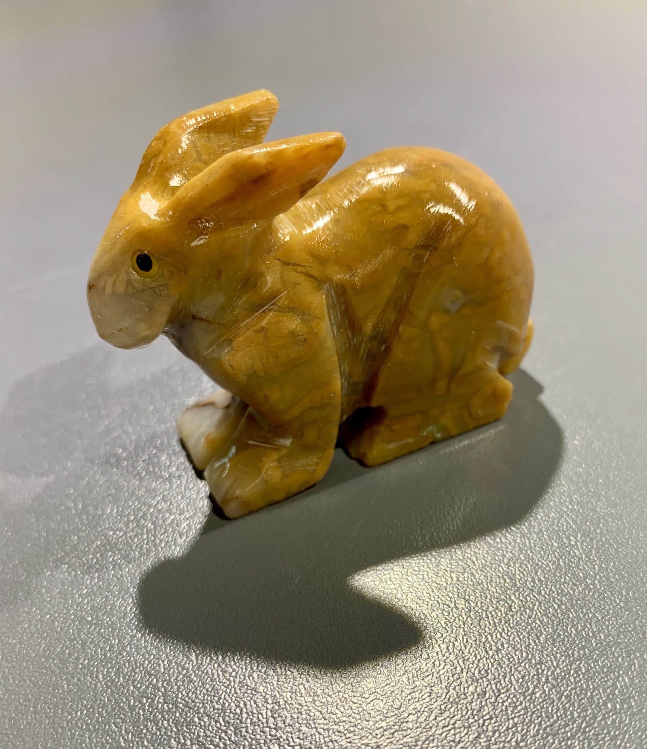 Sandstone (carving) standing rabbit, from Peru, healing crystal - Image 2