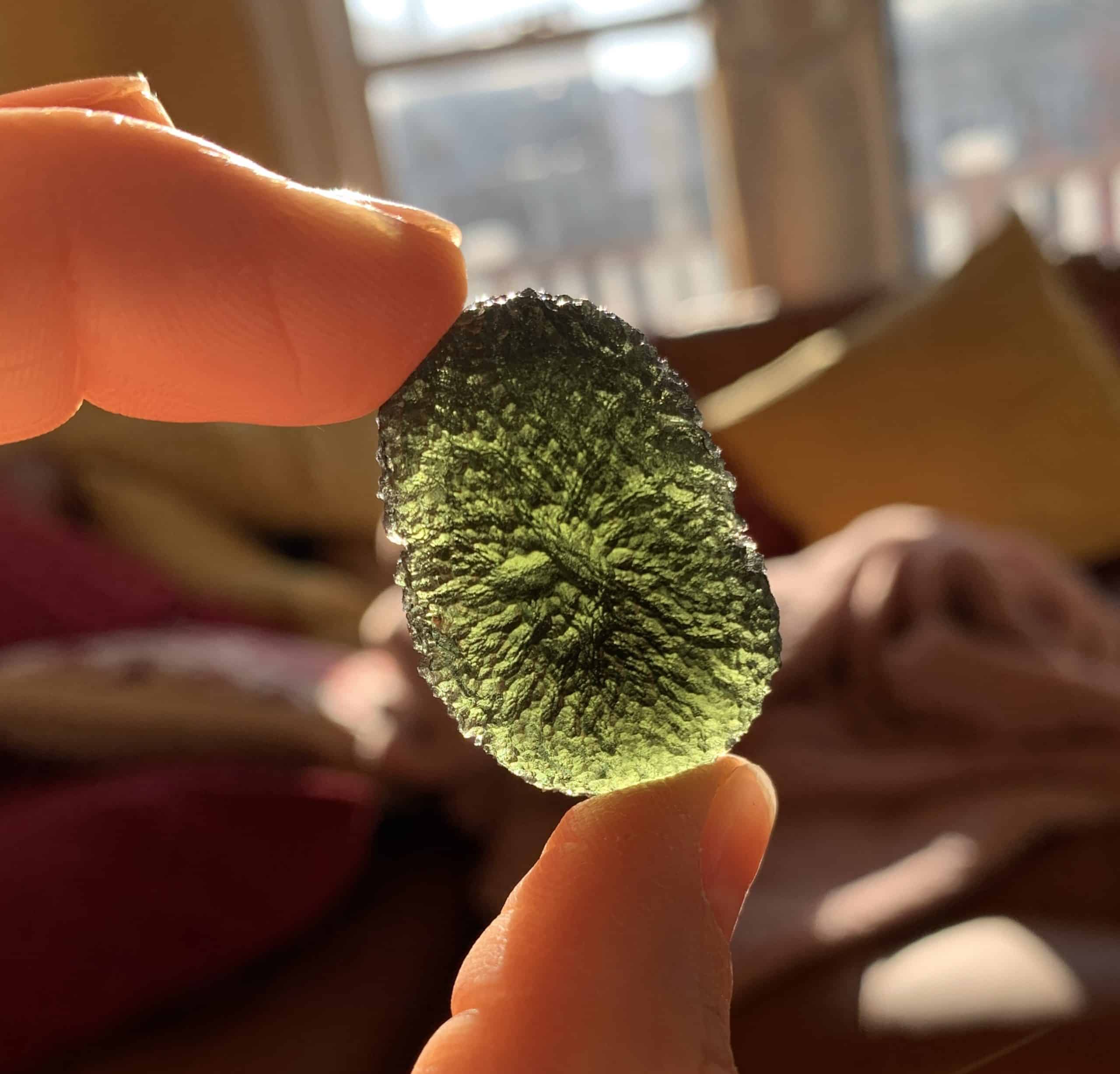Moldavite (rough) 'Yummy Cocoon' Nesmen (14.8gr) healing crystal