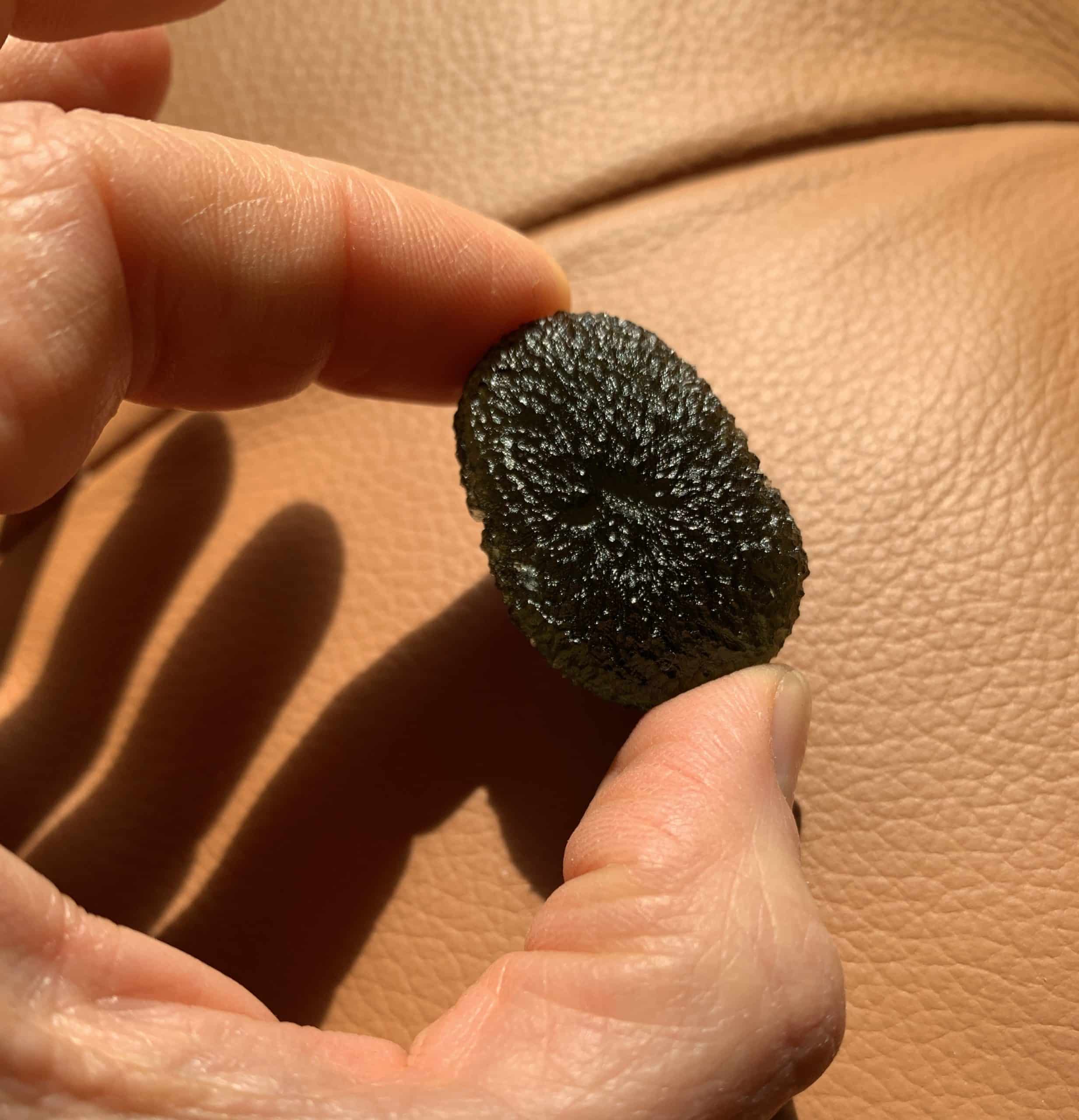 Moldavite (rough) 'Yummy Cocoon' Nesmen (14.8gr) healing crystal - Image 4