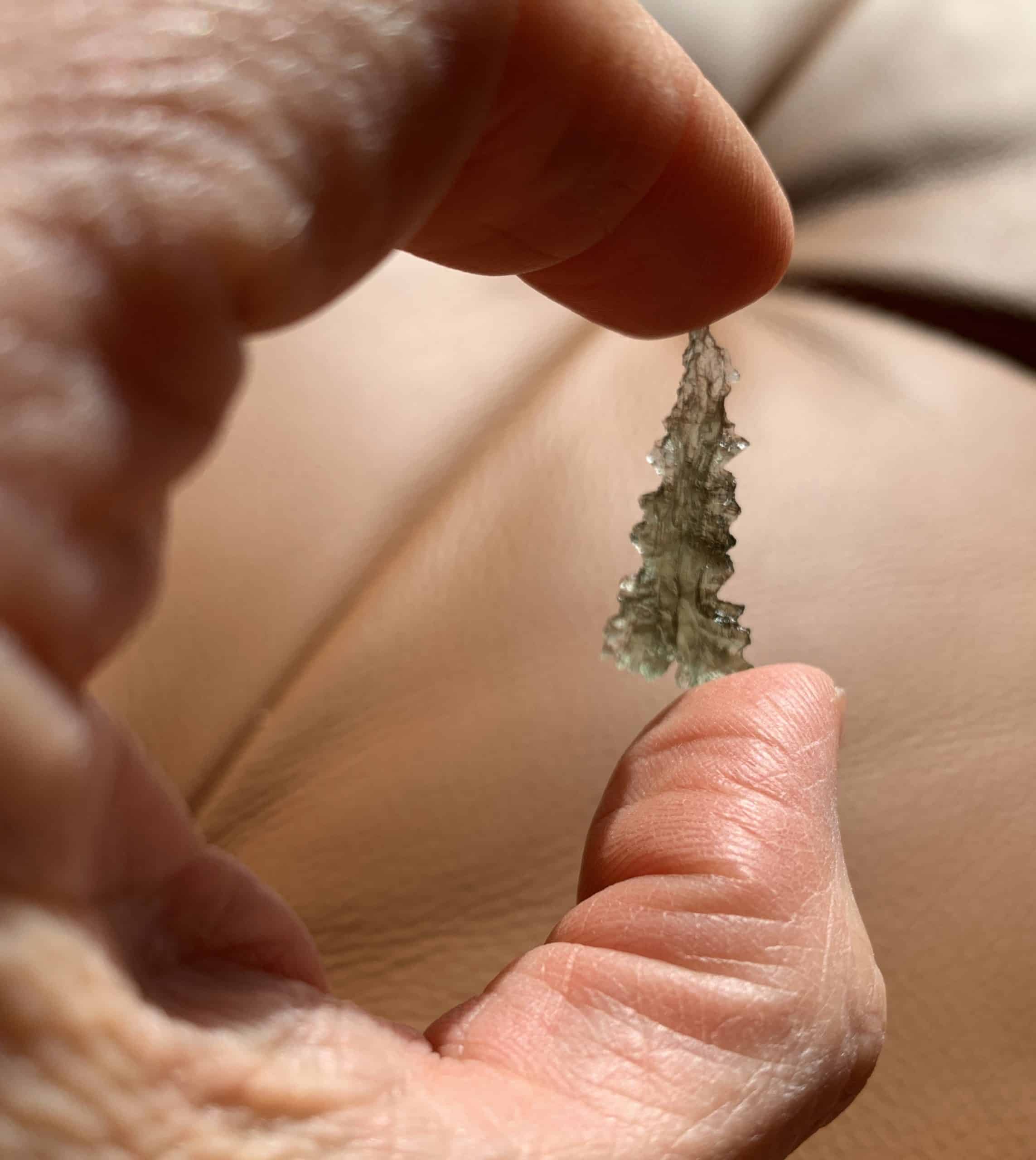 Moldavite (rough) Besednice 'delta' (1gr) healing crystal - Image 4