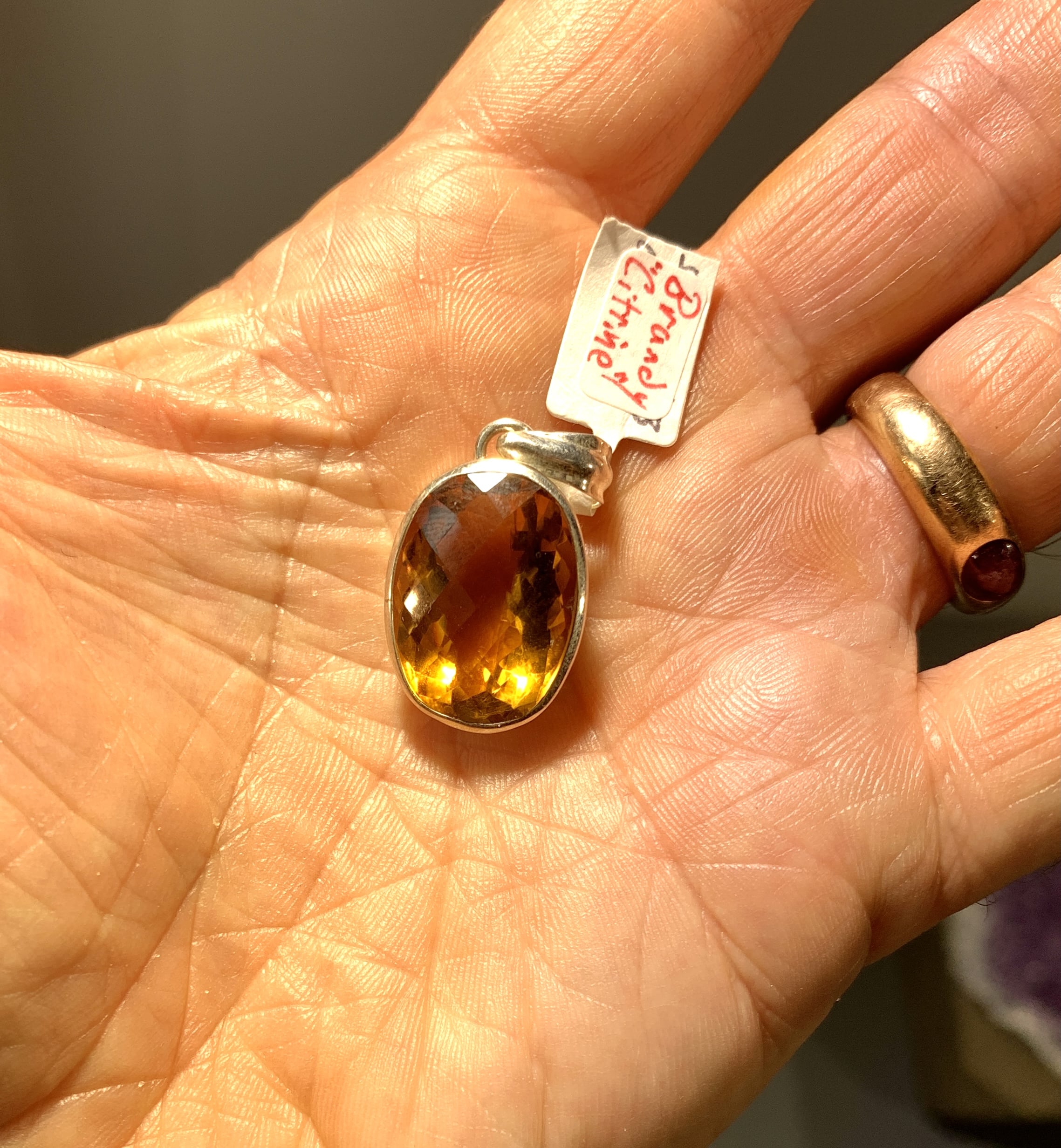 Citrine (faceted) pendant for necklace, brandy color healing crystal - Image 2