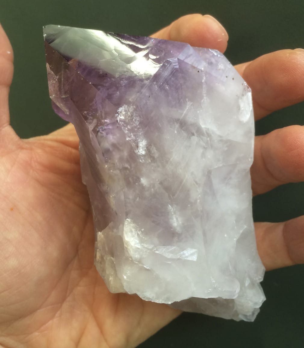 Amethyst natural color and form 'S-point' healing crystal - Image 2