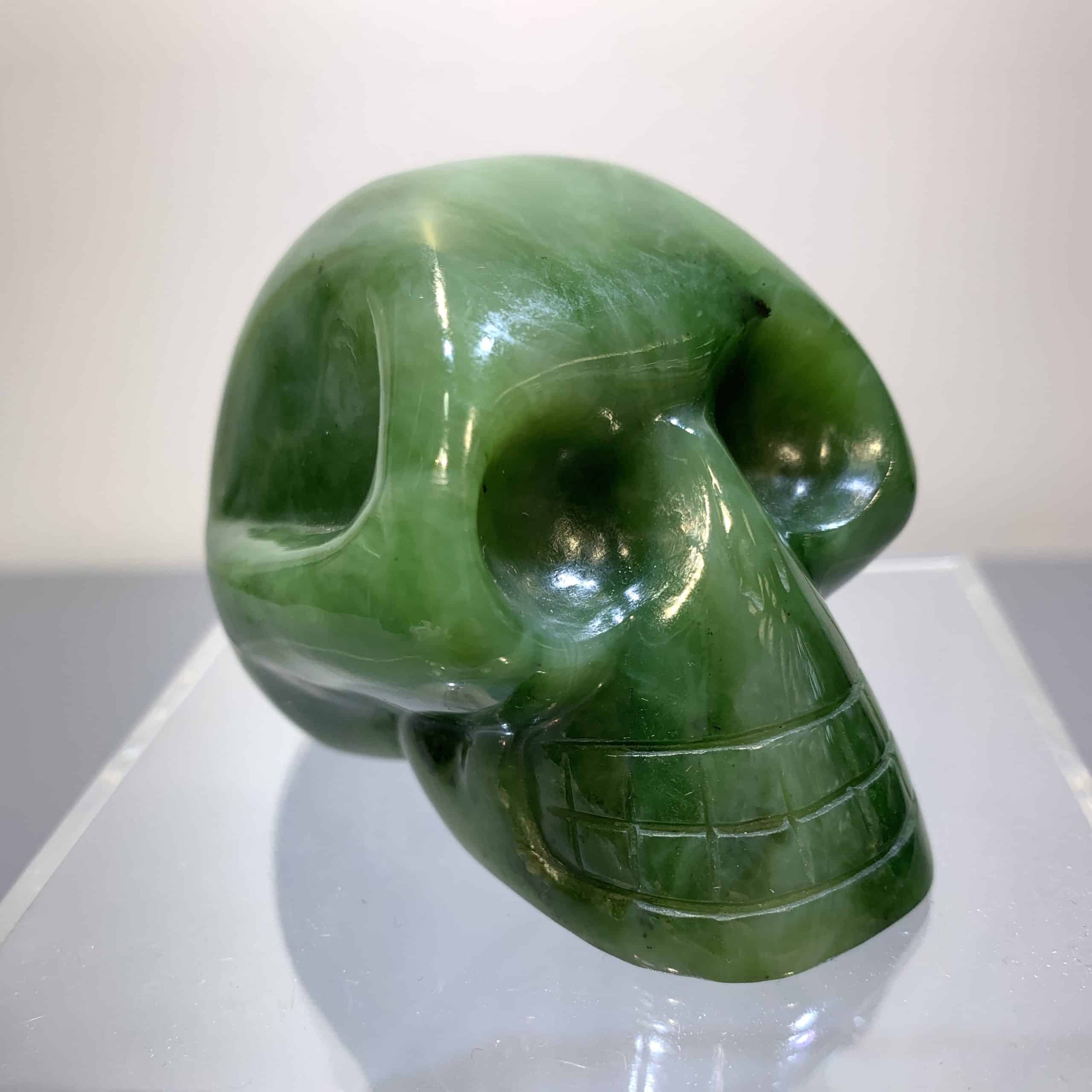 Jade (Nephrite) crystal skull carving, lighter green tone healing crystal - Image 2