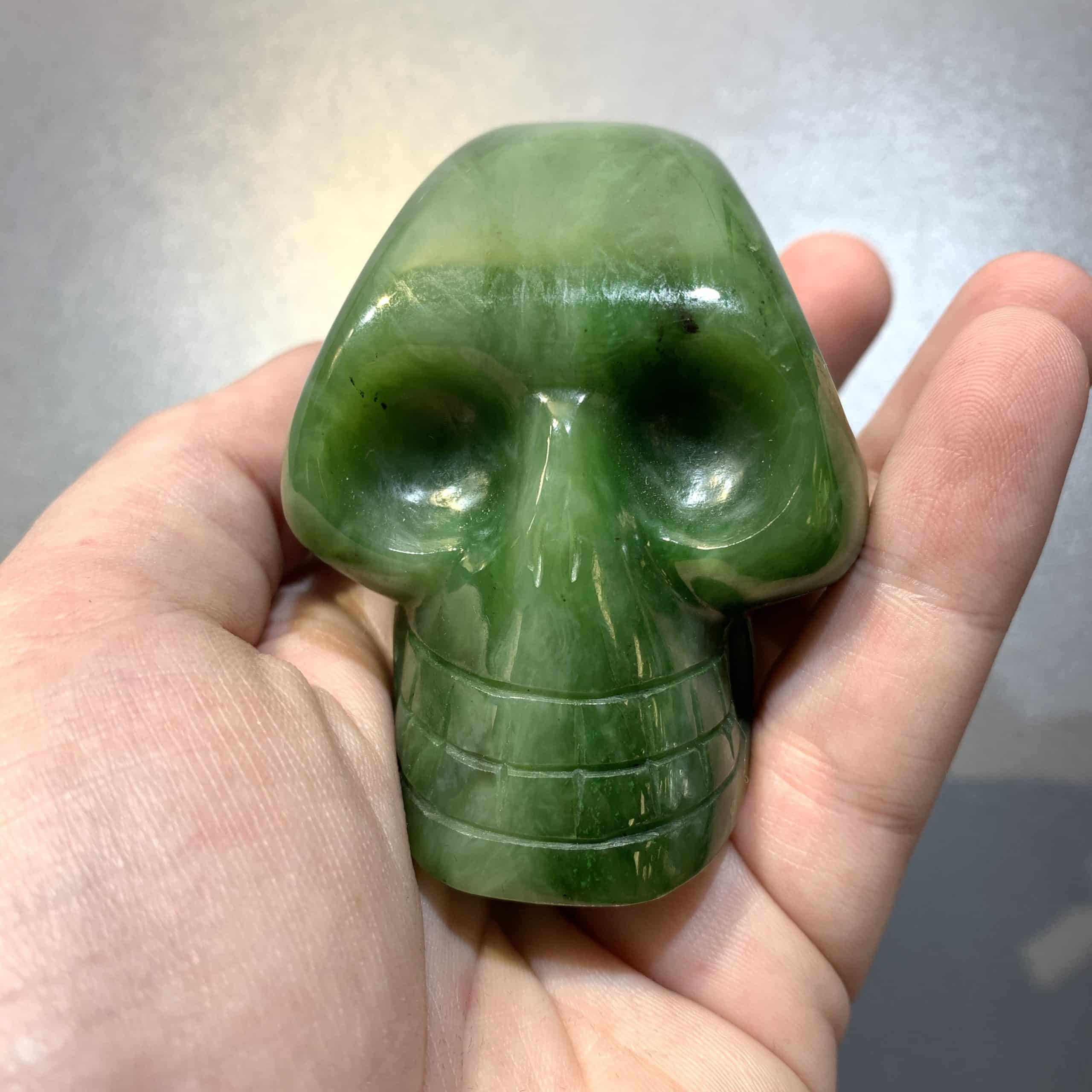 Jade (Nephrite) crystal skull carving, lighter green tone healing crystal - Image 3
