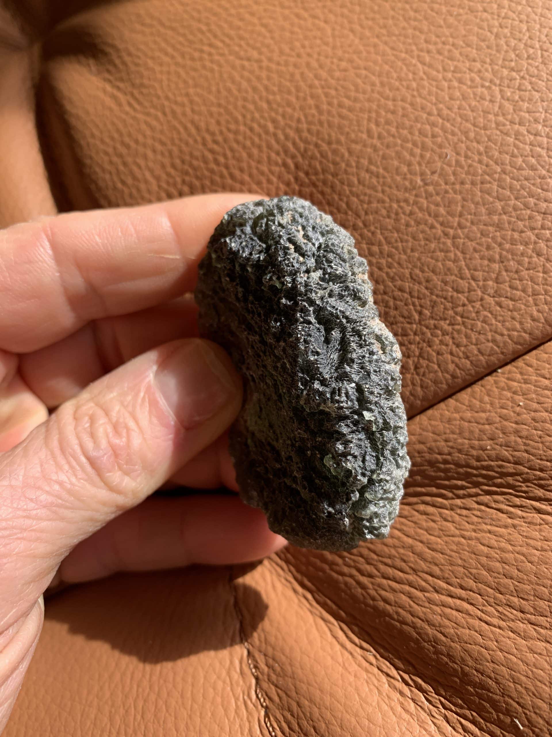 Moldavite carving 'woman bust' (41.78gr) healing crystal - Image 9