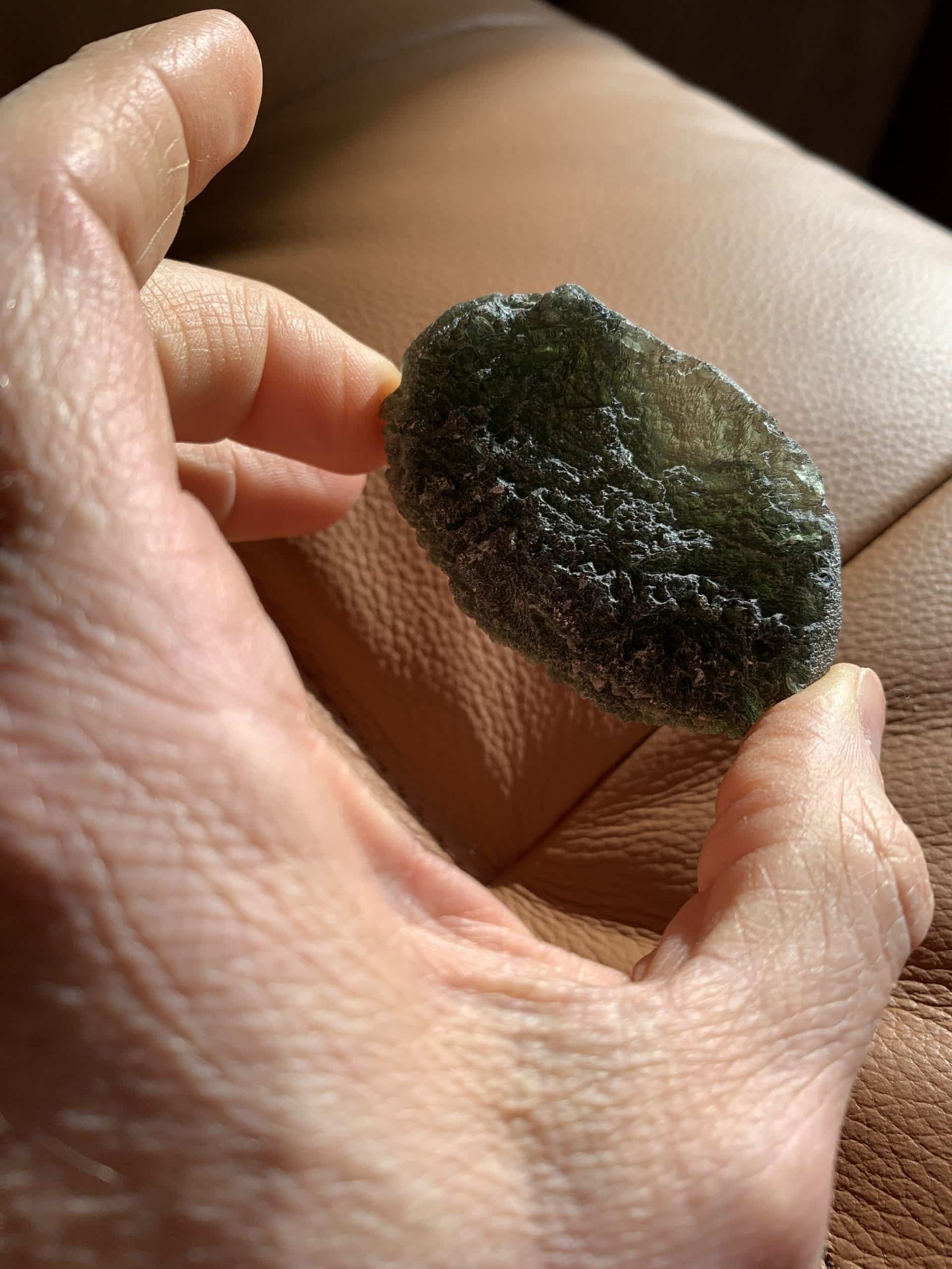 Moldavite carving 'woman bust' (41.78gr) healing crystal - Image 5