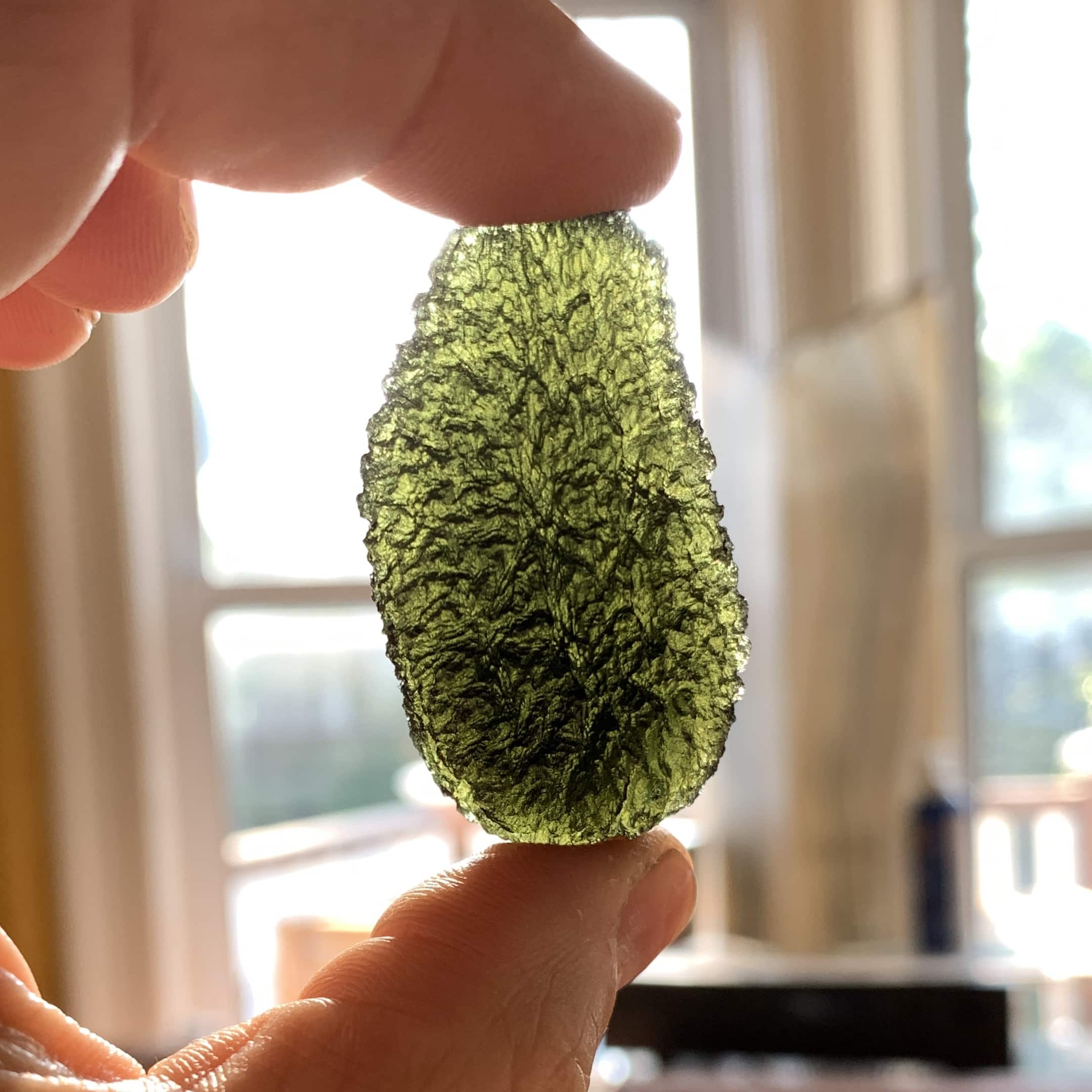 Moldavite (rough) 'big paw' (19.46gr) healing crystal - Image 3