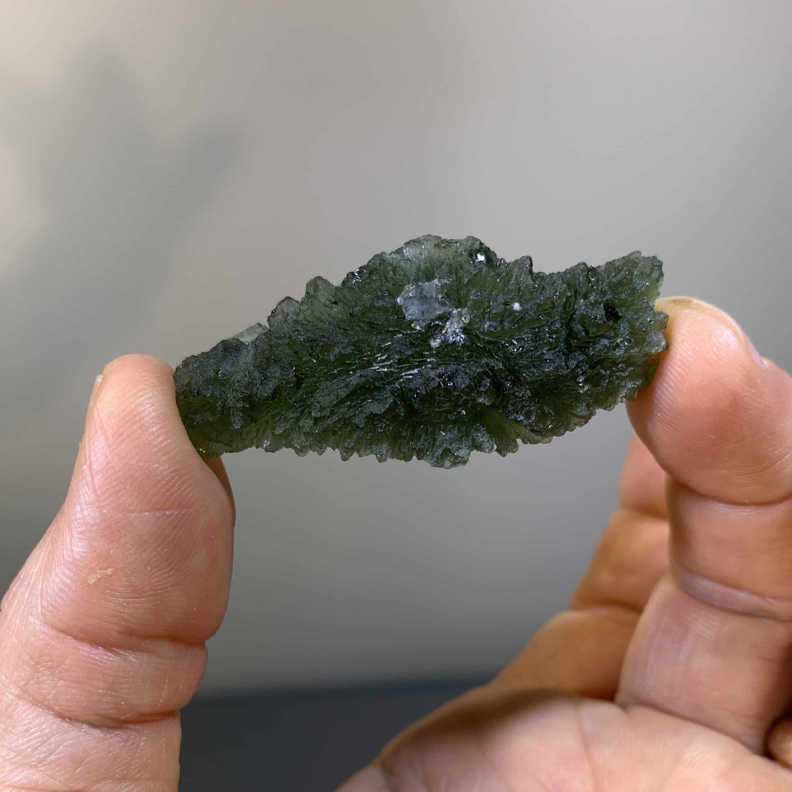 Moldavite (rough) 'emerald twist' (13.2gr) healing crystal - Image 5