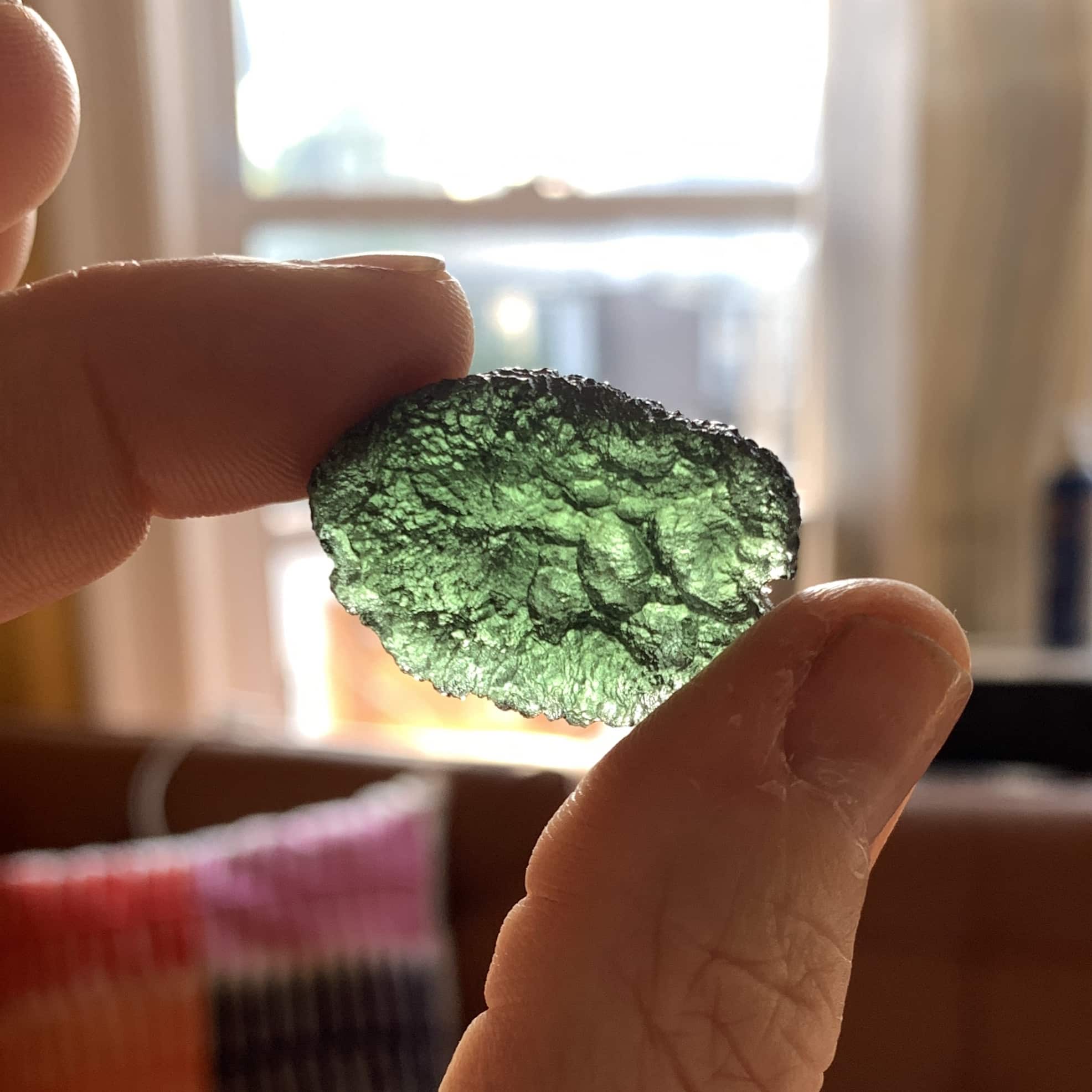 Moldavite (rough) 'neon oval' (7.51gr) healing crystal - Image 3