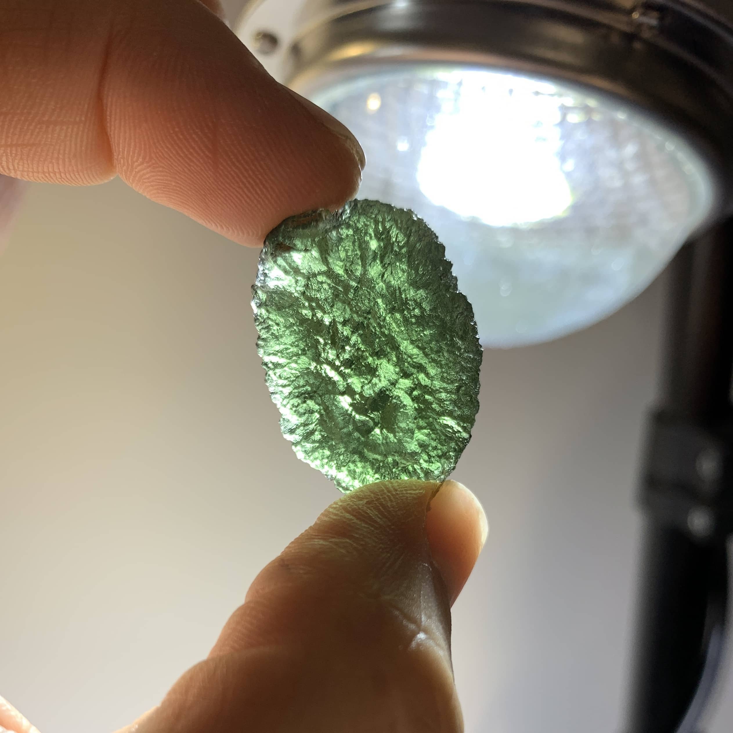 Moldavite (rough) 'neon oval' (7.51gr) healing crystal