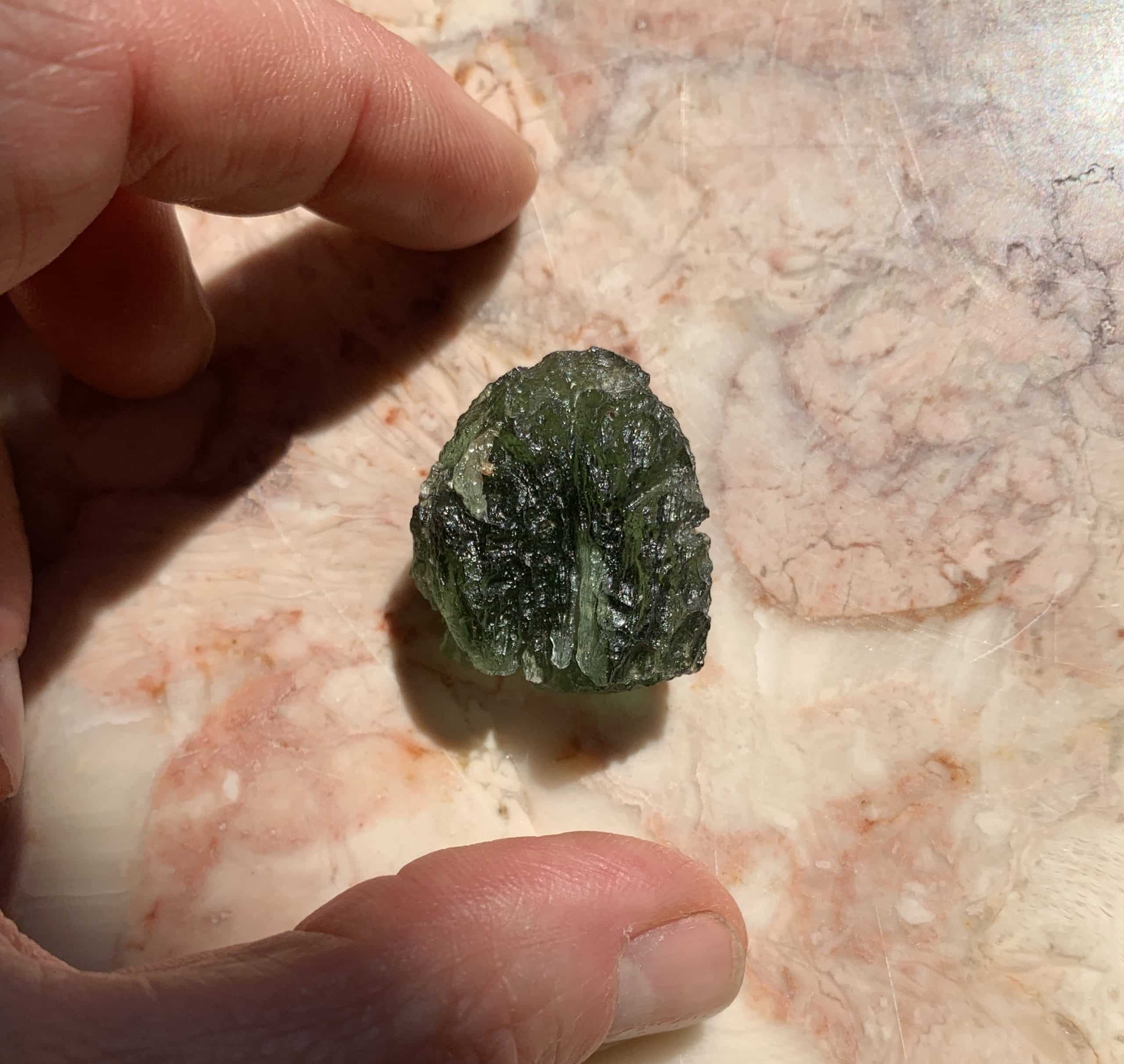 Moldavite (rough) 'neon strawberry' (9.9gr) healing crystal - Image 2