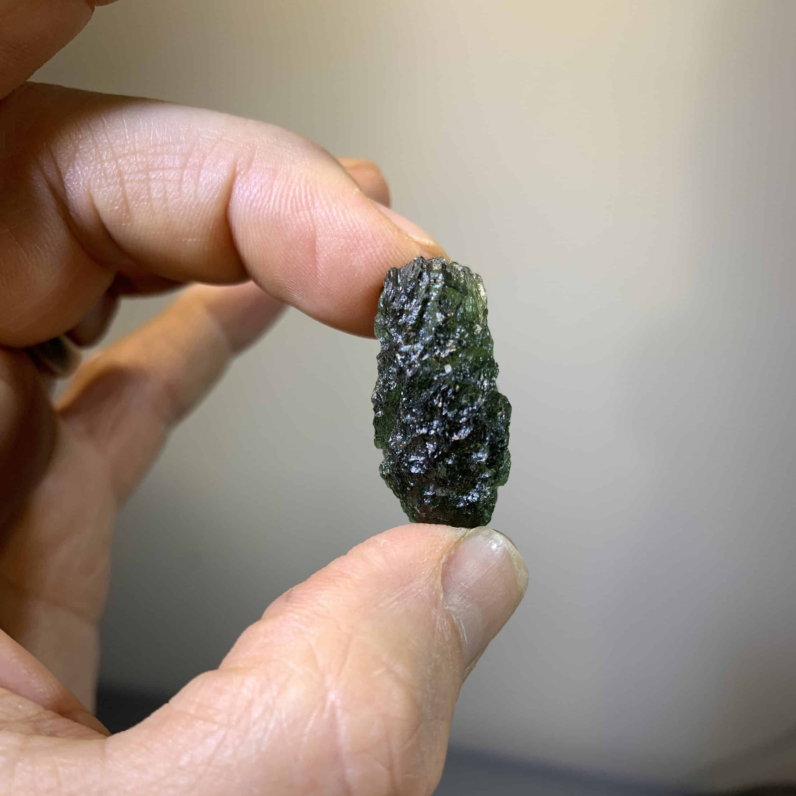 Moldavite (rough) 'neon strawberry' (9.9gr) healing crystal - Image 3