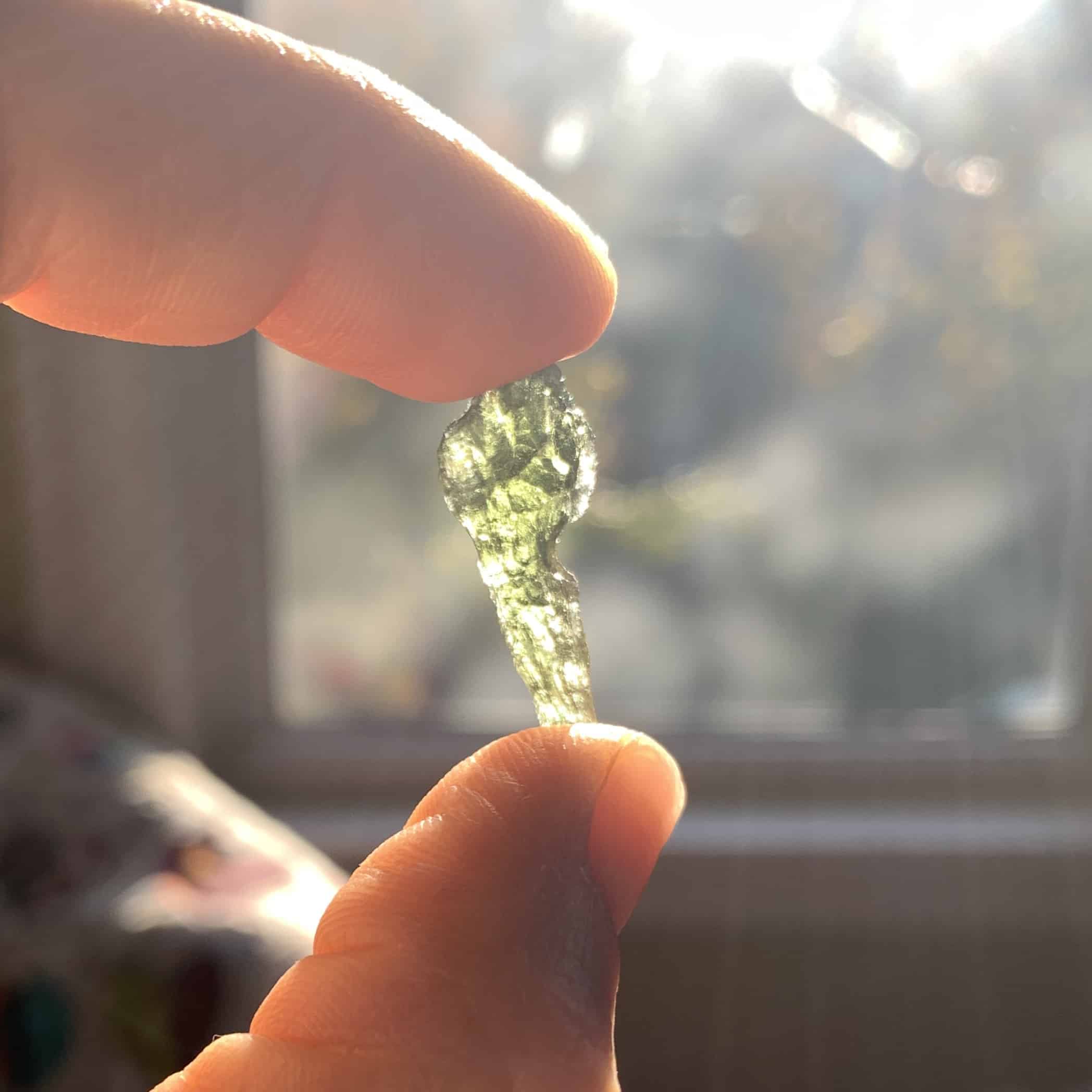 Moldavite (rough) 'bird skull' (1.31g) Chlum healing crystal