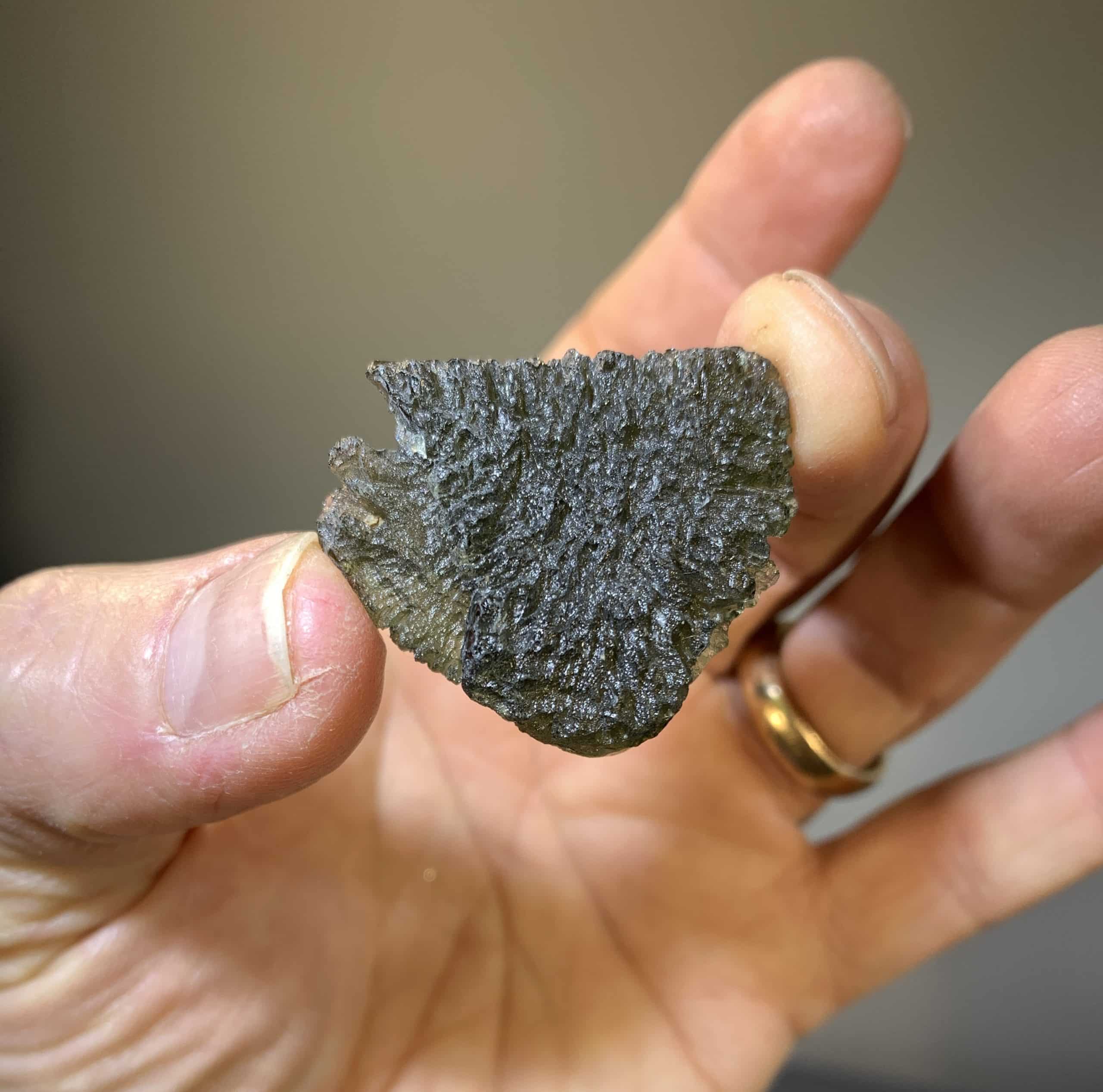 Moldavite (rough) standing (13.6gr) healing crystal - Image 2