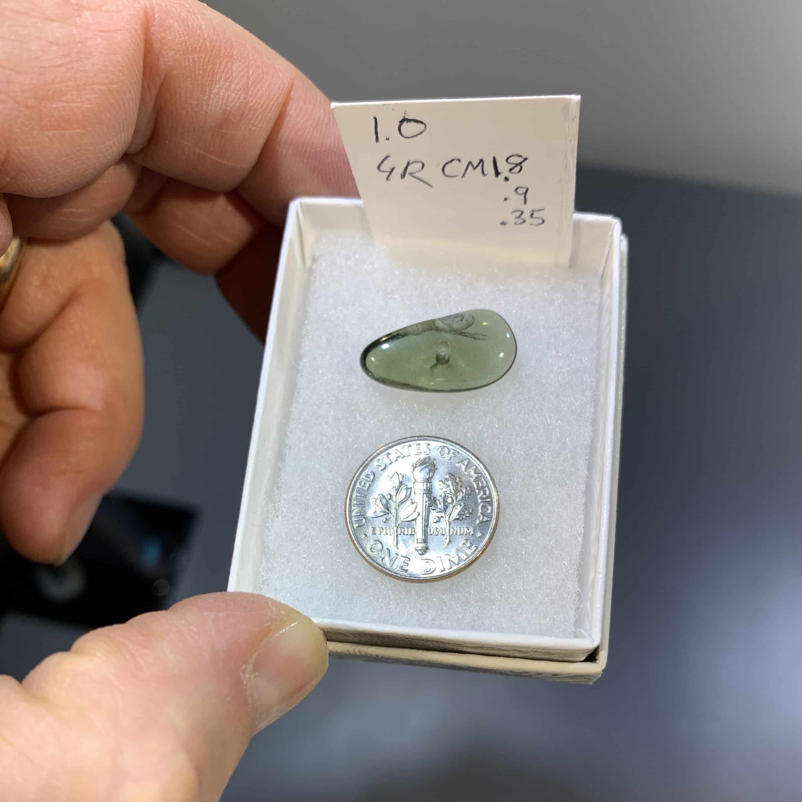 Moldavite (bead, tumbled) 'frosty bubble' (1.0gr) healing crystal