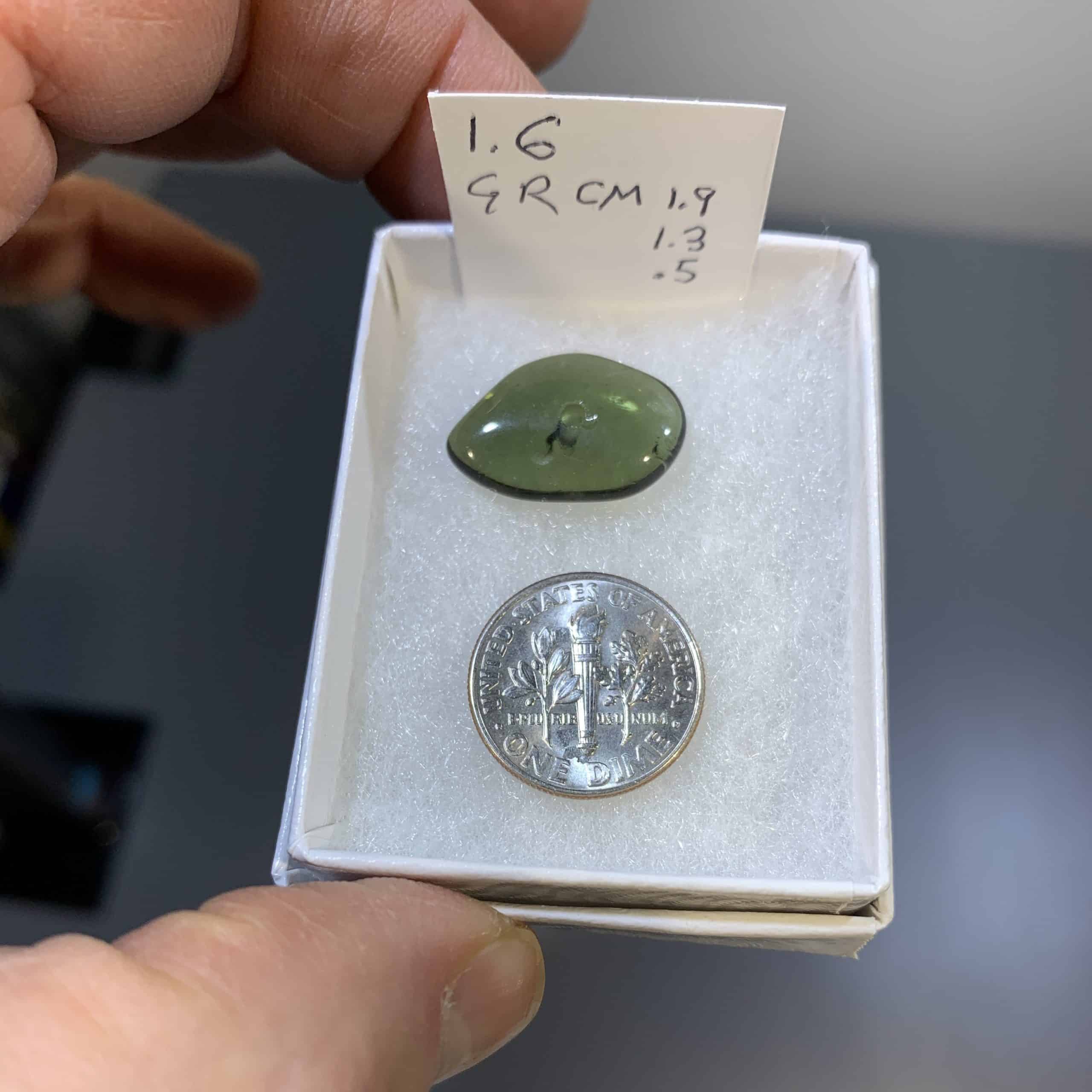 Moldavite (bead, tumbled) 'pointy oval' (1.6gr) healing crystal