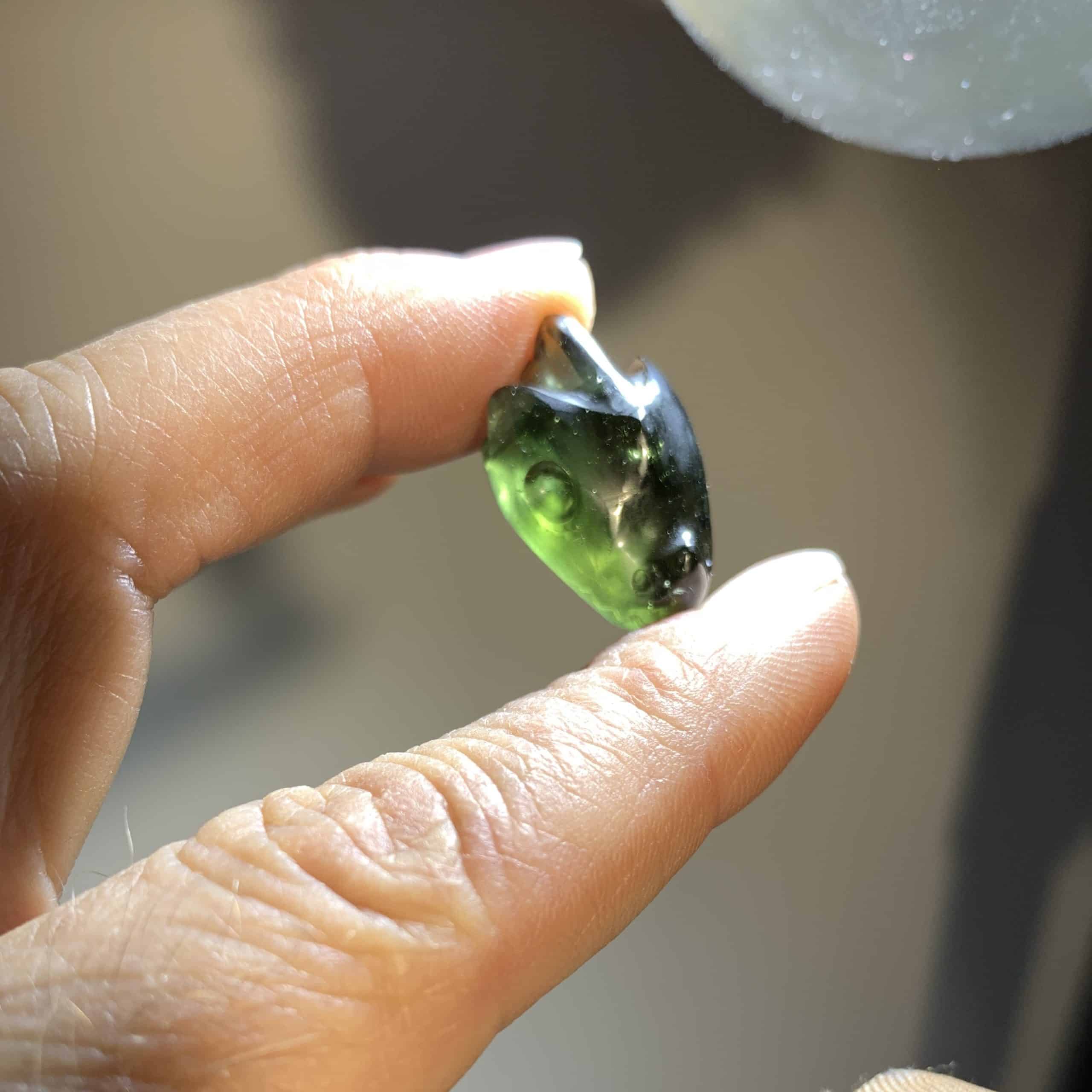 Moldavite carving 'friendly dragon' (4.6gr) healing crystal - Image 4