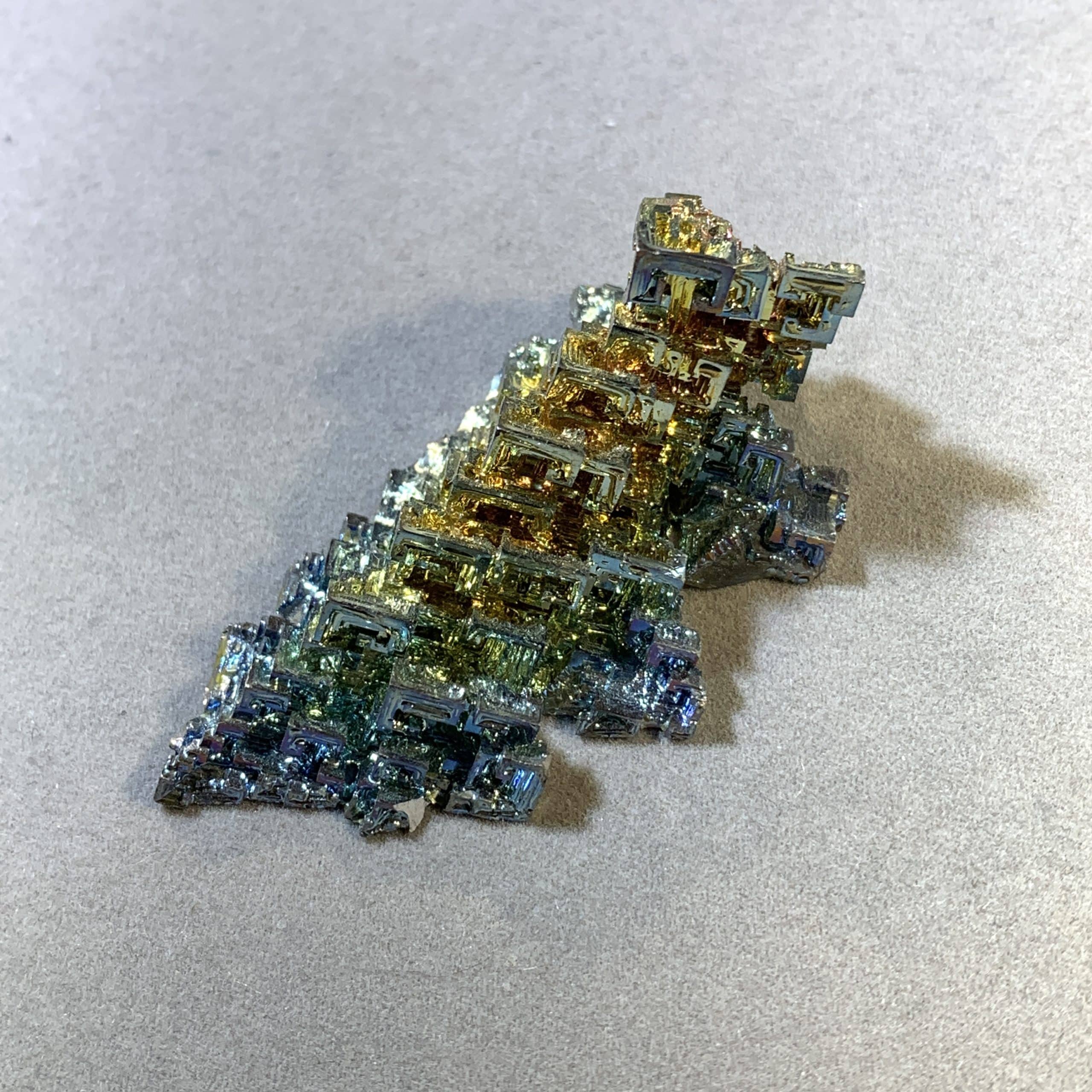 Bismuth 'spaceship' cluster healing crystal - Image 2