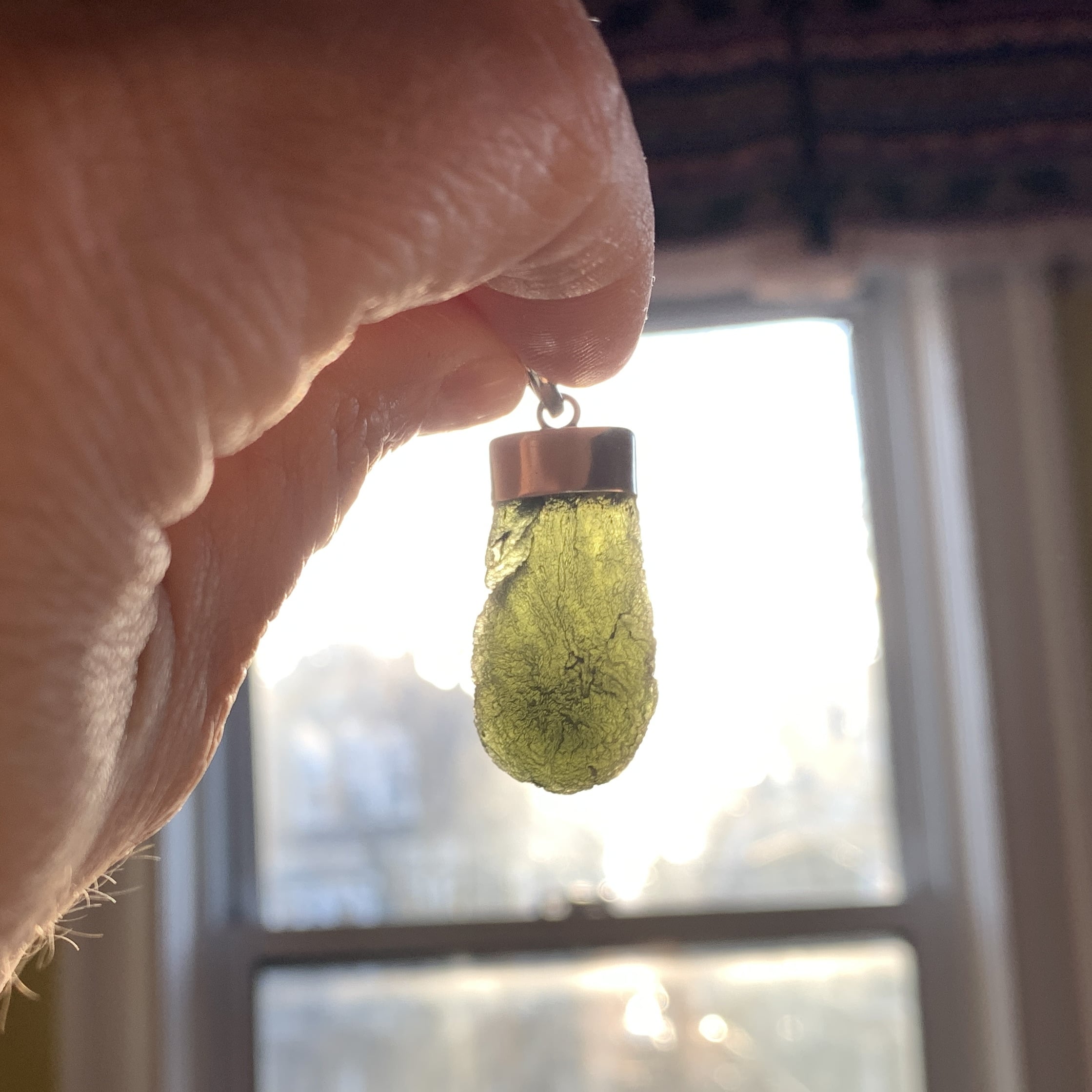 Moldavite pendant (rough) healing crystal (7.3gr) - Image 3