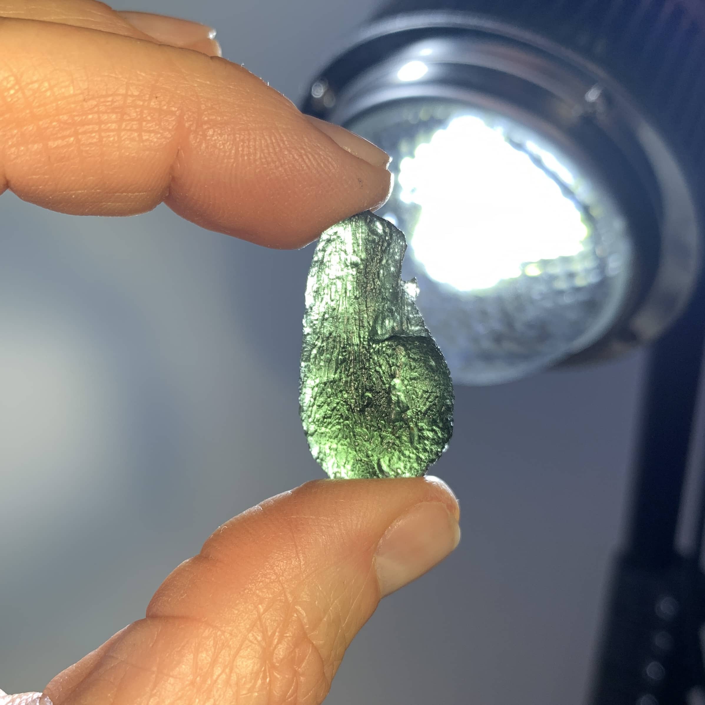 Moldavite (rough) 'flask drop' (5.6gr) healing crystal - Image 3