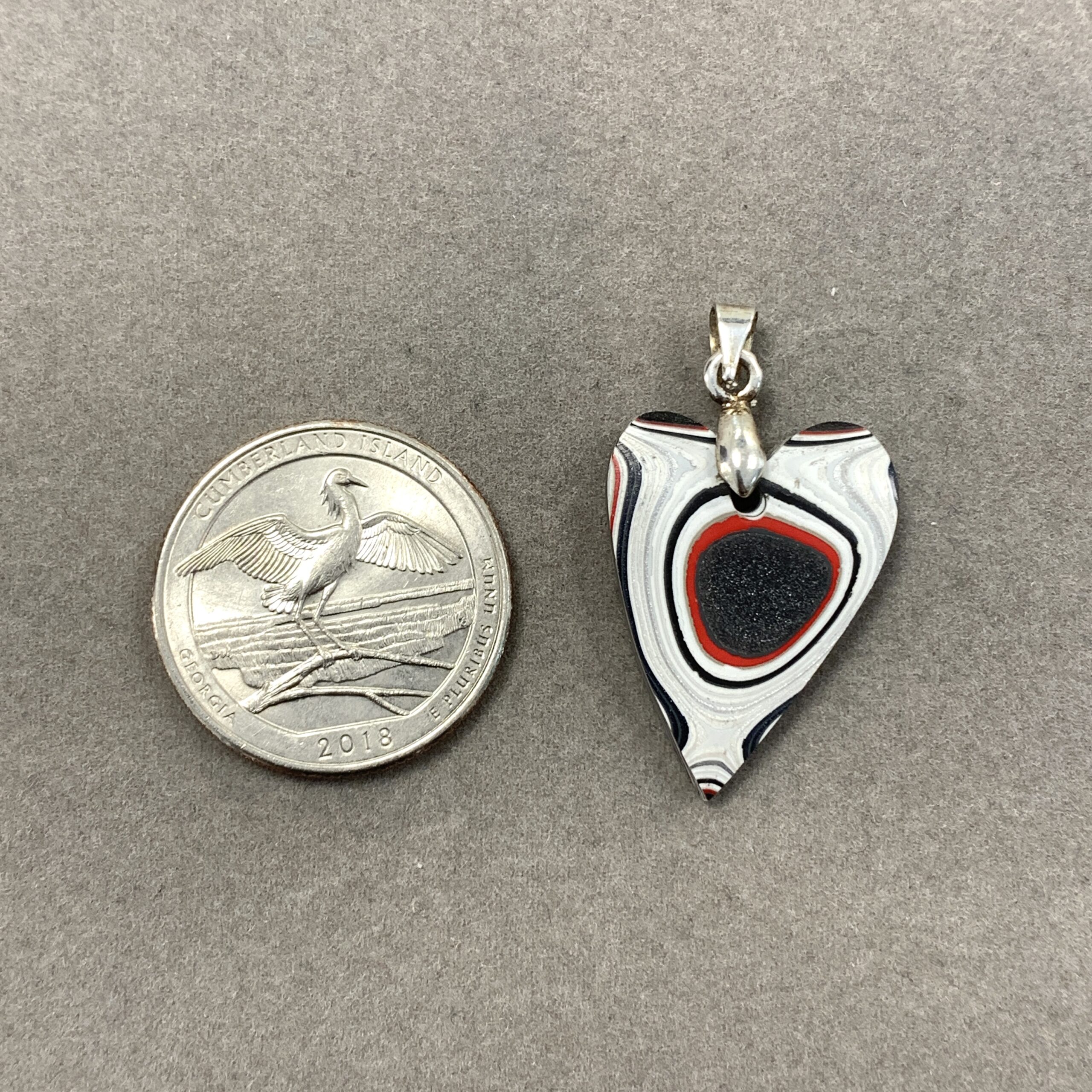Fordite "psychadelic heart" - pendant for necklace - healing crystal - Image 3
