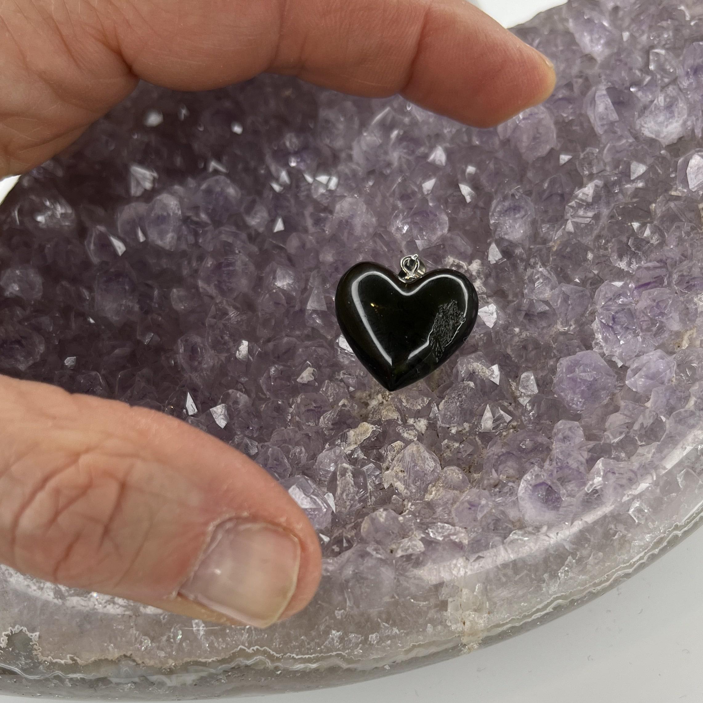 Moldavite pendant heart for necklace (20.8ct) 'Dolni' healing crystal - Image 6