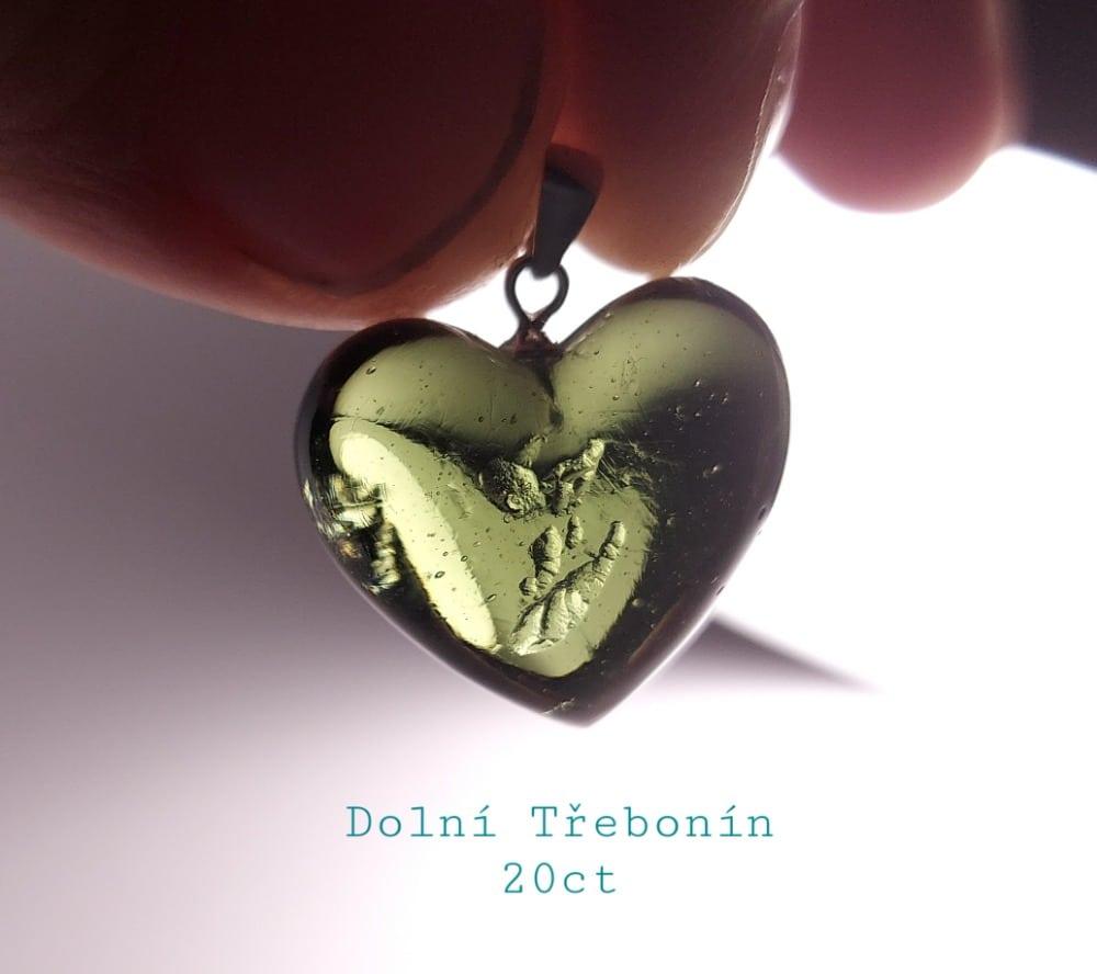 Moldavite pendant heart for necklace (20.8ct) 'Dolni' healing crystal - Image 8