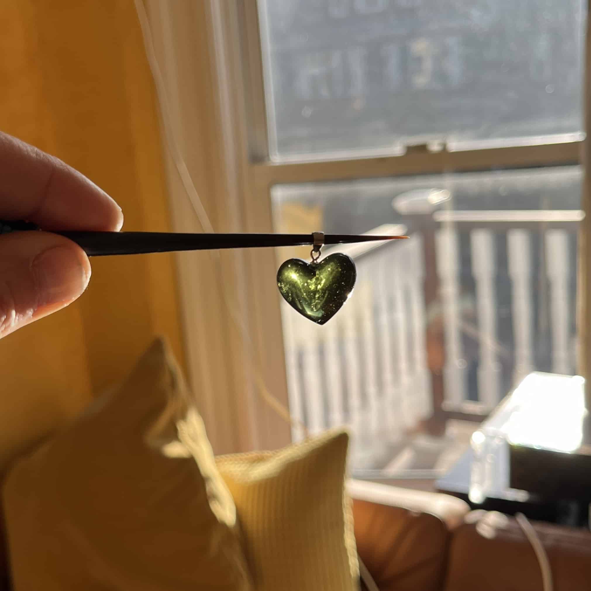 Moldavite pendant heart for necklace (20.8ct) 'Dolni' healing crystal - Image 10