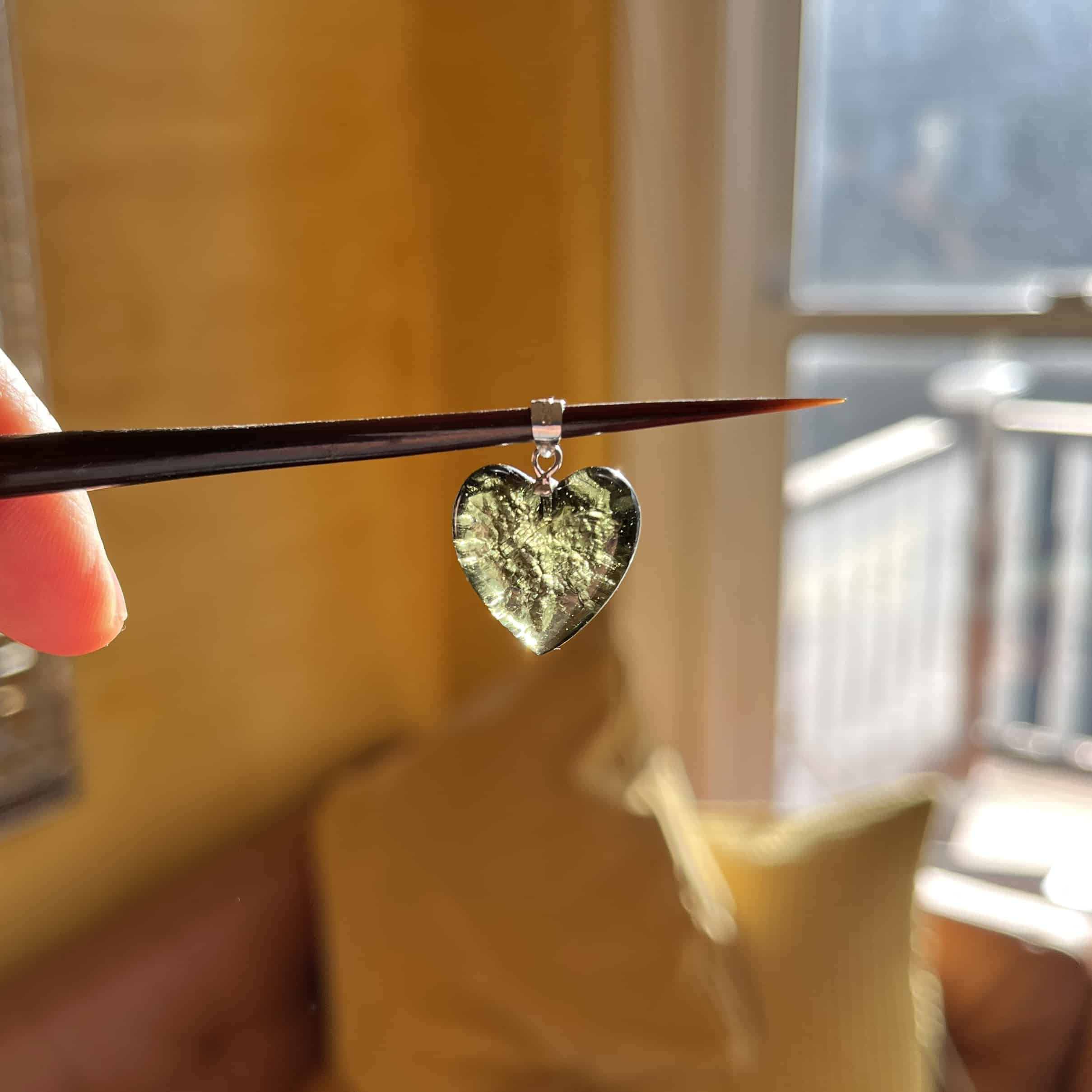 Moldavite pendant heart for necklace (9.87ct/1.97gr) 'Dolni' healing crystal