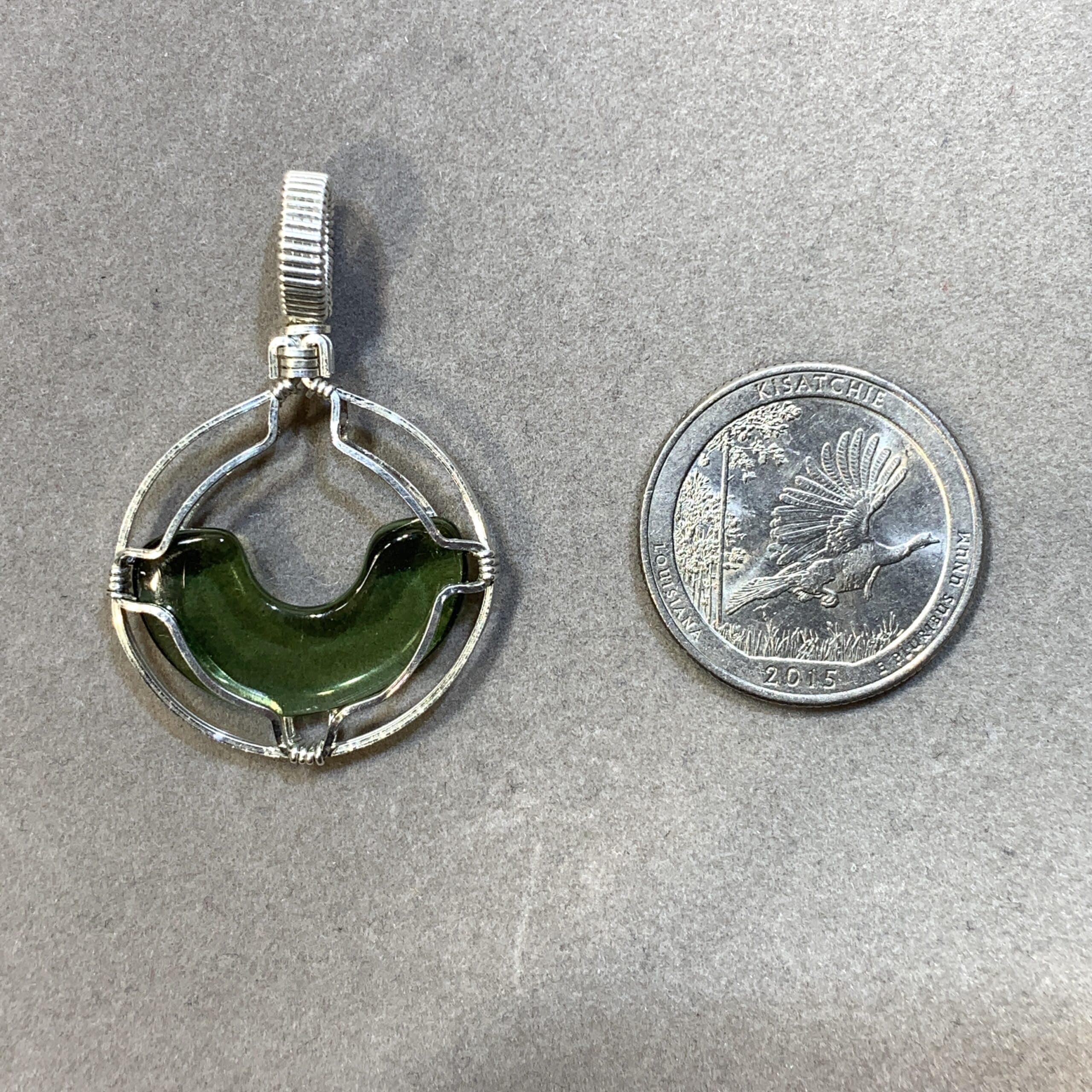 Moldavite pendant (polished) 'smiley' healing crystal - Image 3