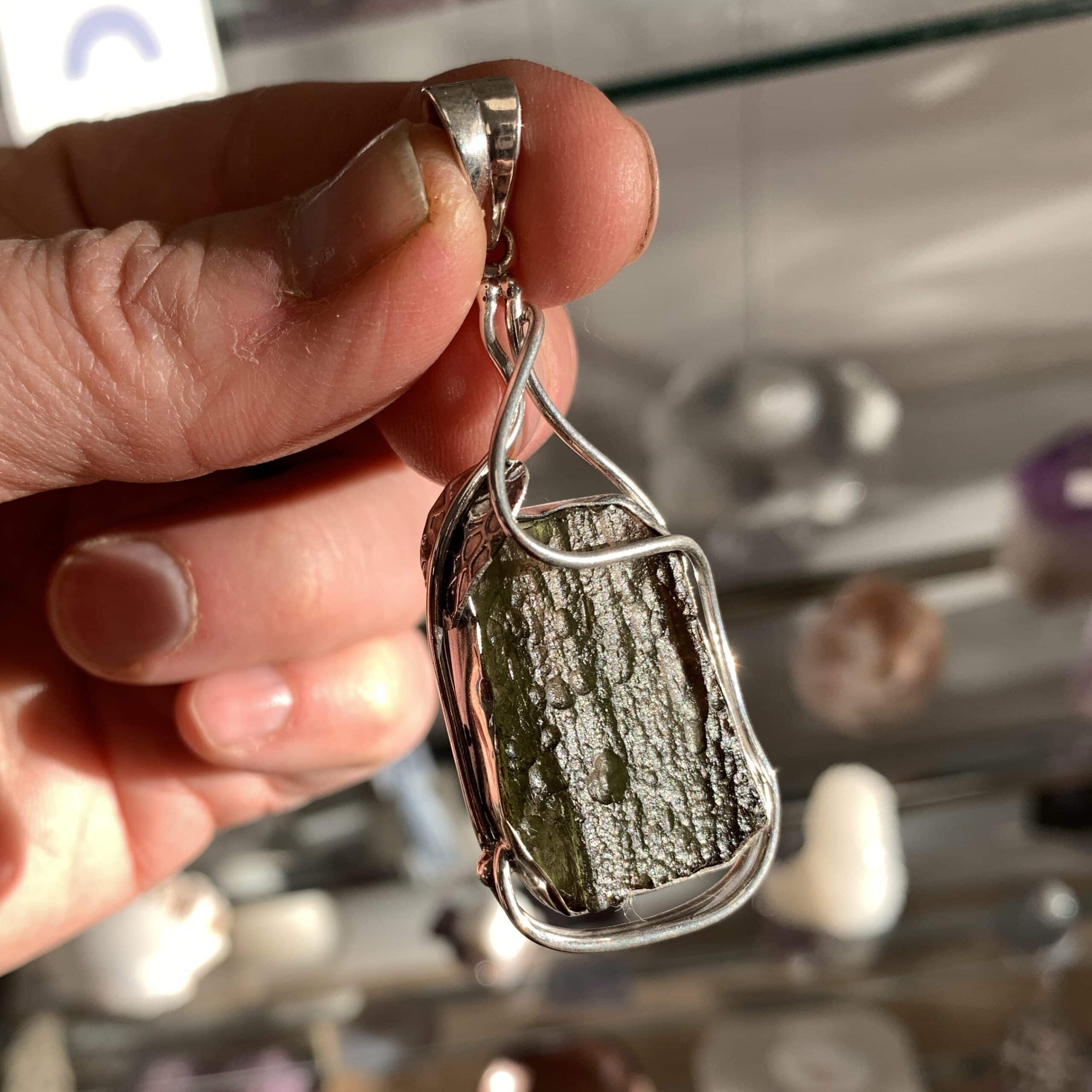 Moldavite pendant (rough) 'slab w leaf motif' (11.4gr) healing crystal