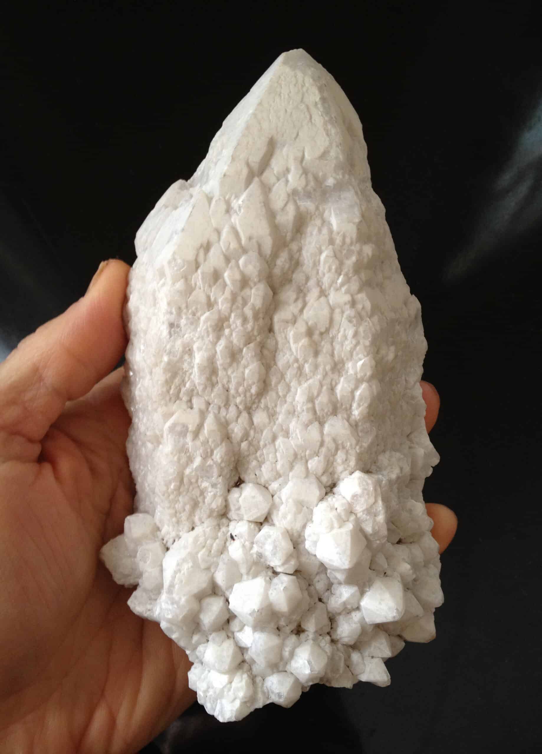 Quartz (Milky/Candle/Cactus) Romanian display generator healing crystal