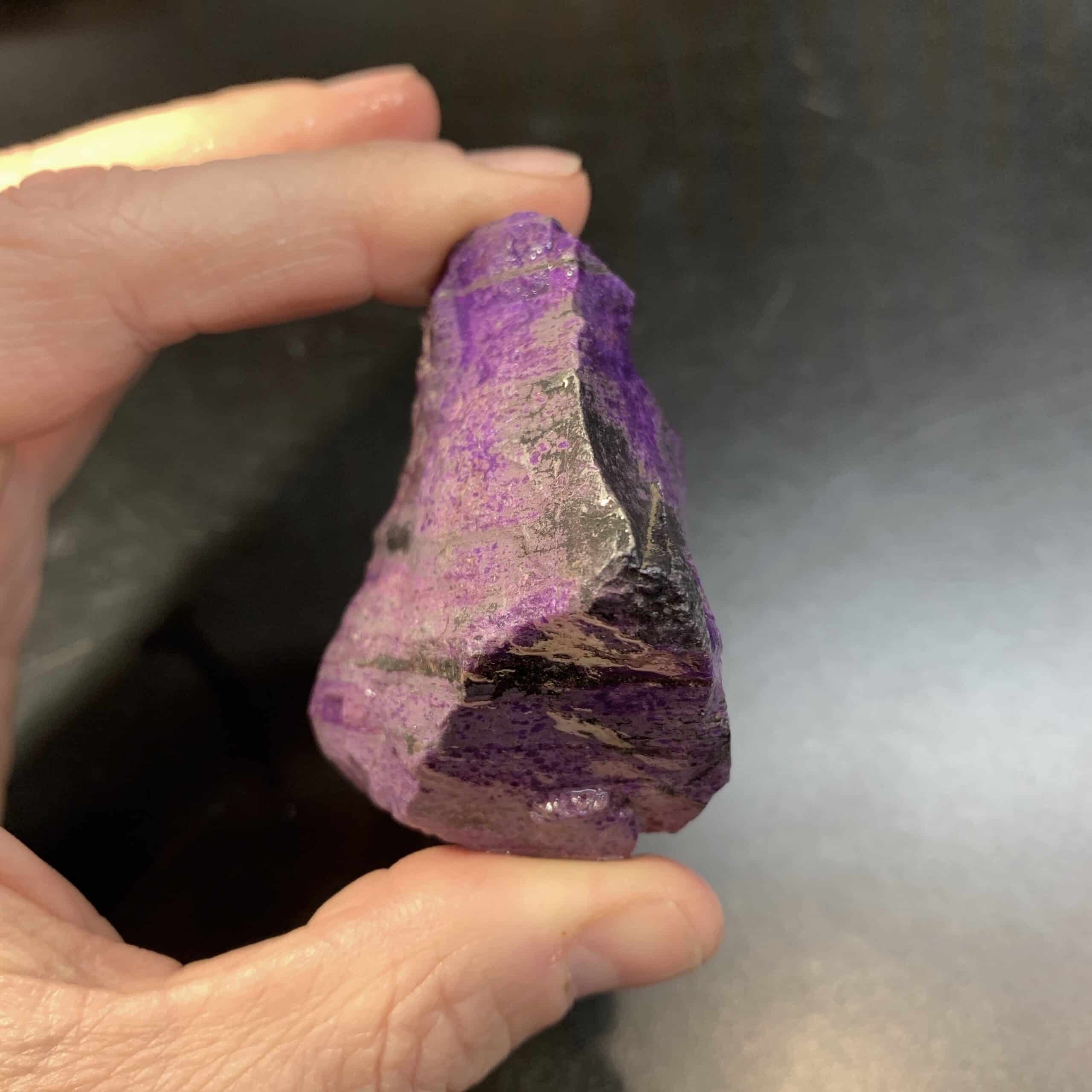 Sugilite (rough medium) 'striated pyramid' (73.3gr) healing crystal - Image 3